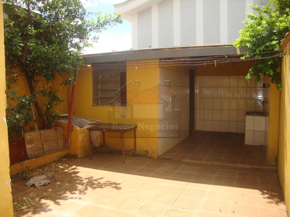 Alugar Casa / Padrão em Ribeirão Preto R$ 1.000,00 - Foto 12
