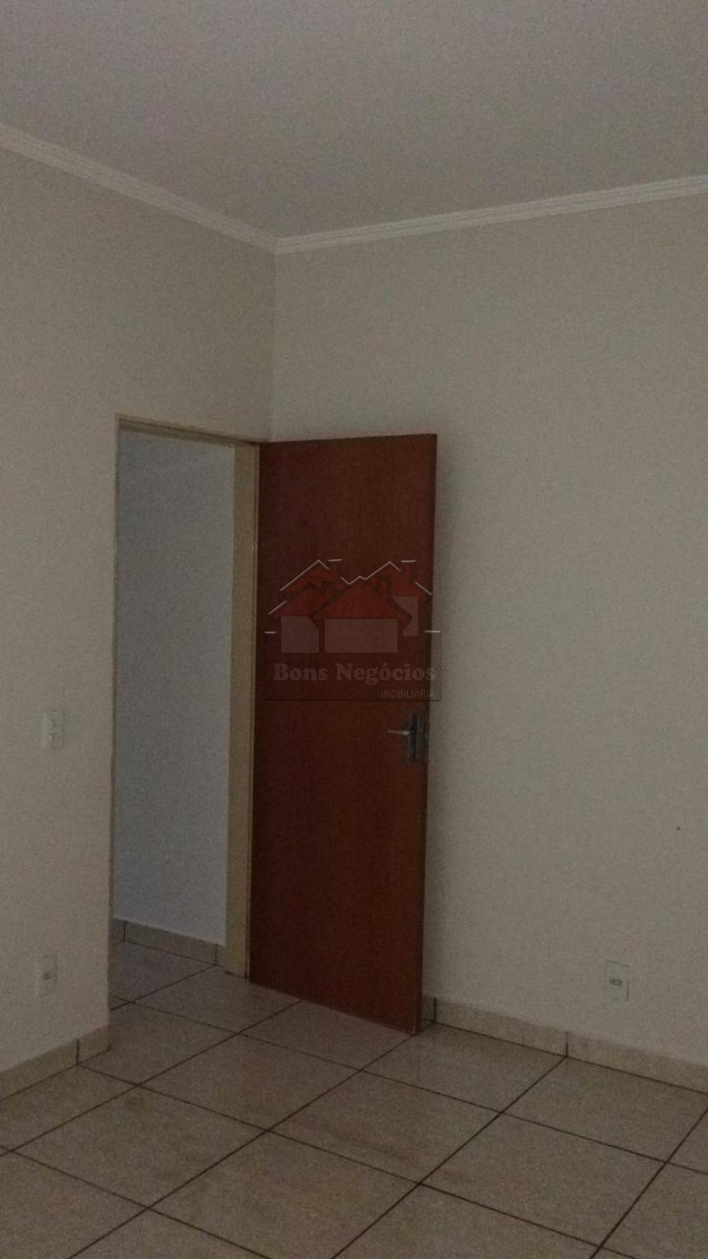 Alugar Casa / Padrão em Ribeirão Preto R$ 750,00 - Foto 8