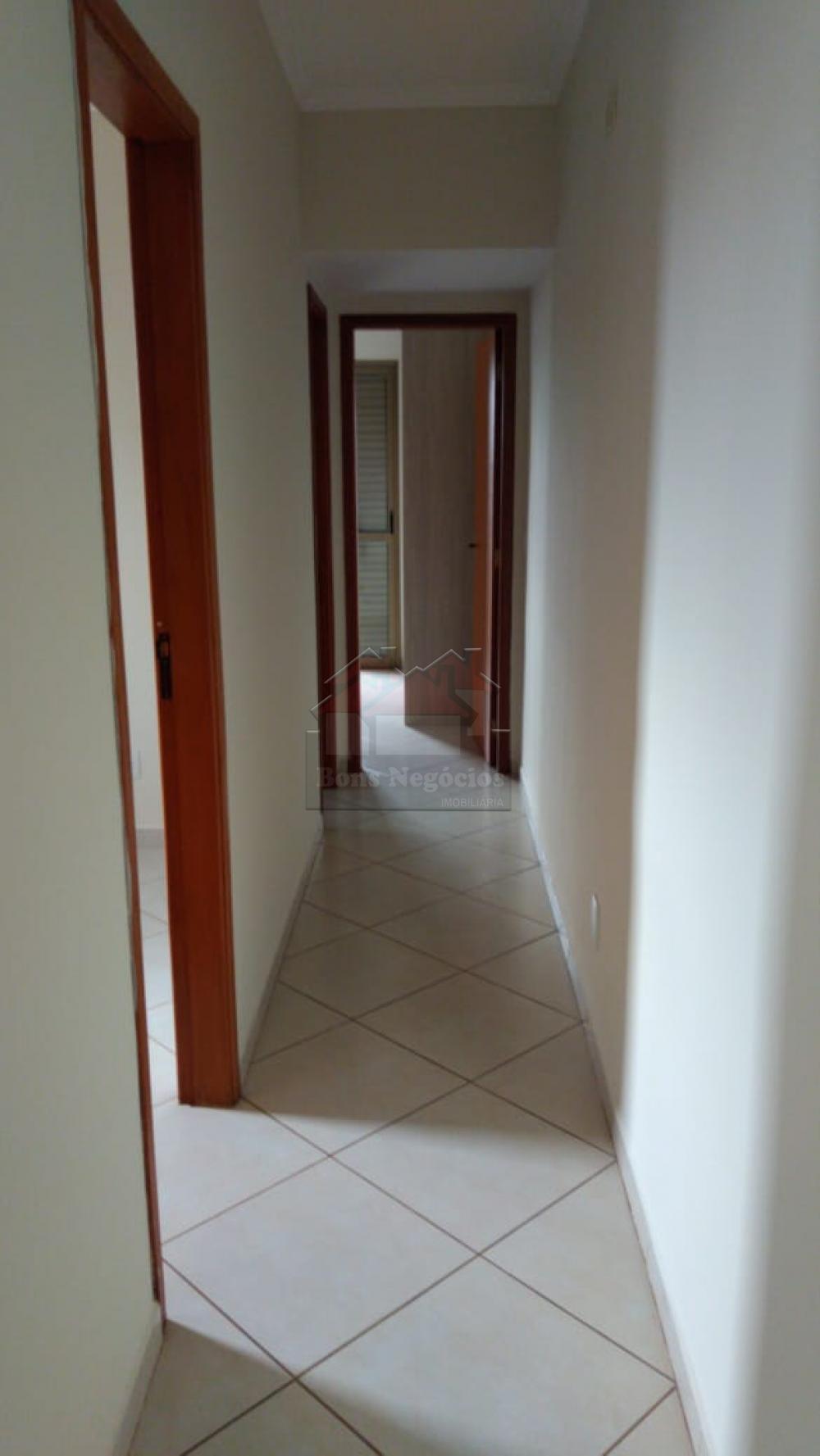 Alugar Apartamento / Padrão em Ribeirão Preto R$ 1.100,00 - Foto 10