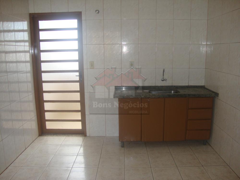 Alugar Apartamento / Padrão sem Condomínio em Bonfim Paulista R$ 1.100,00 - Foto 18