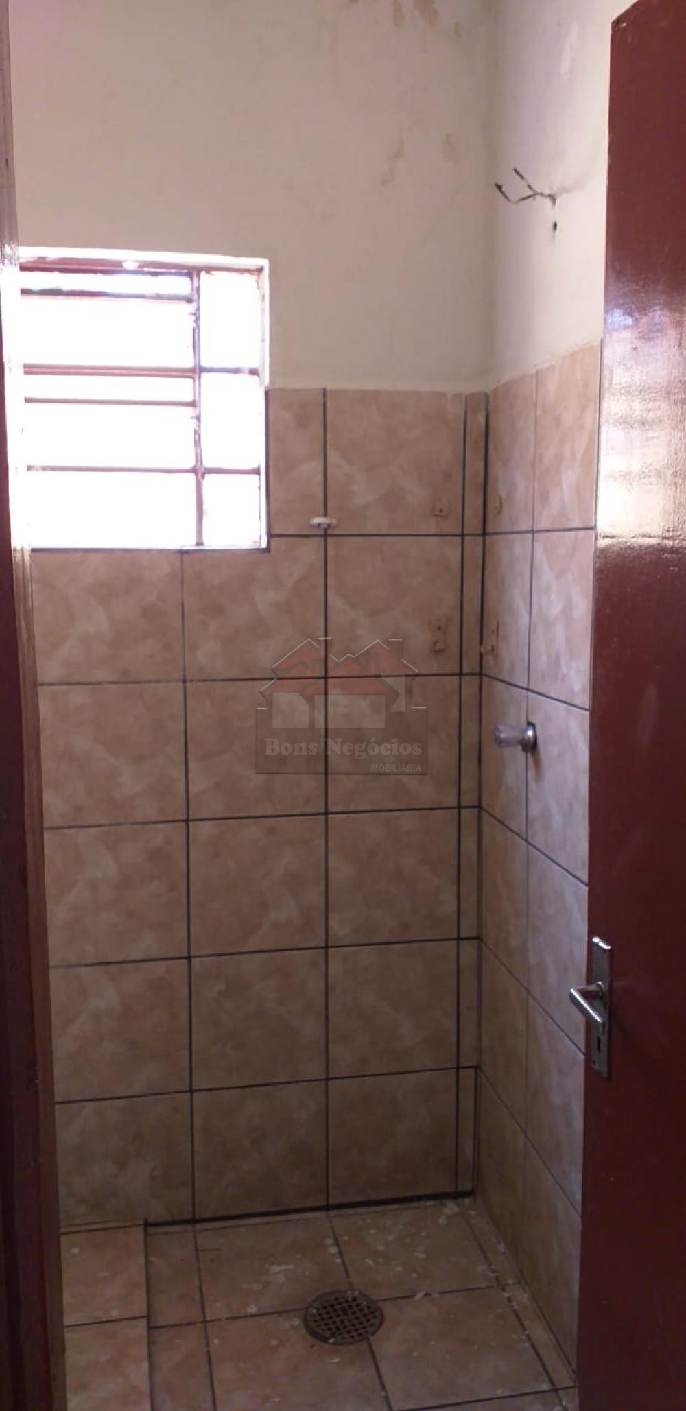 Alugar Casa / Padrão em Ribeirão Preto R$ 950,00 - Foto 8