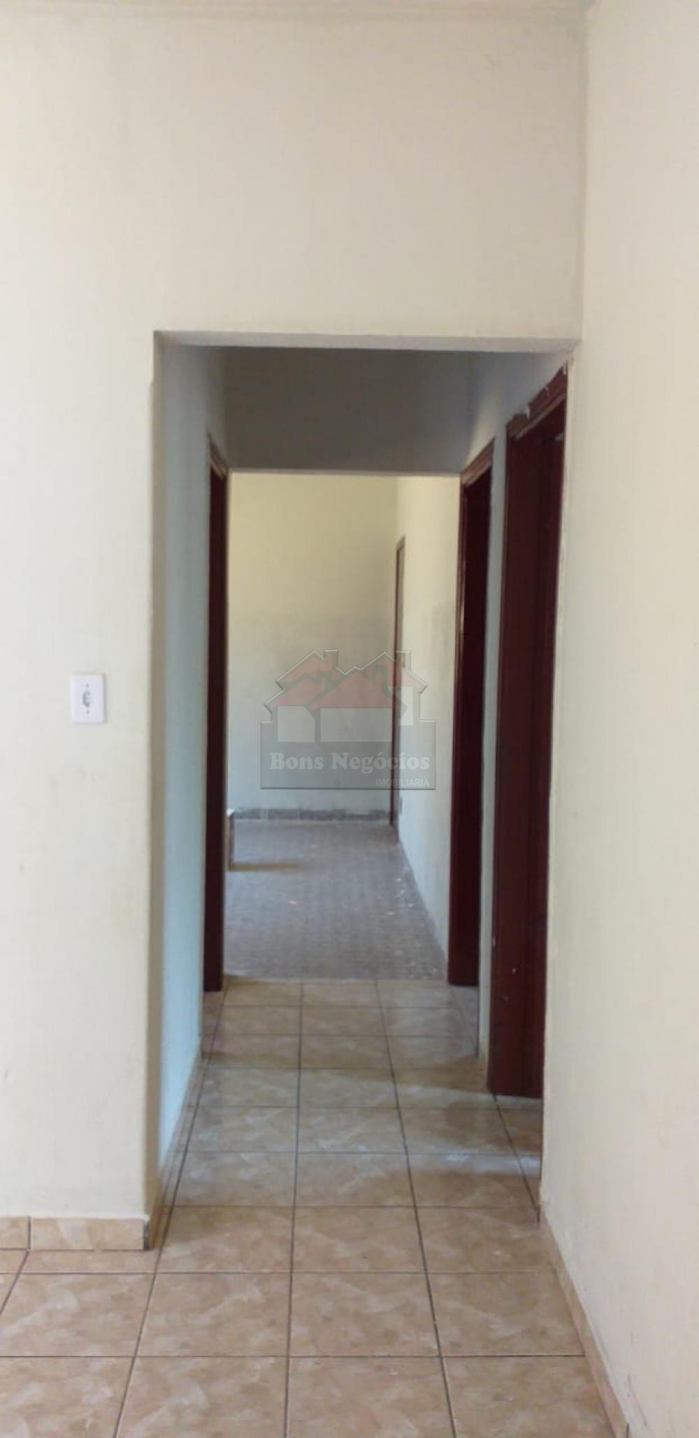 Alugar Casa / Padrão em Ribeirão Preto R$ 950,00 - Foto 11