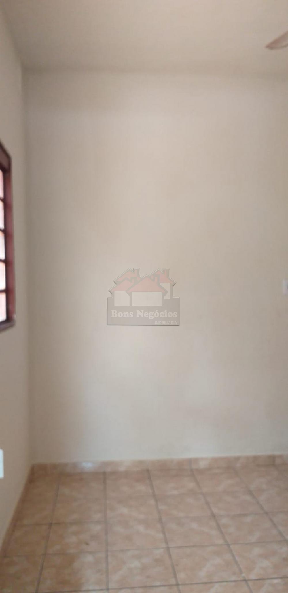 Alugar Casa / Padrão em Ribeirão Preto R$ 950,00 - Foto 14