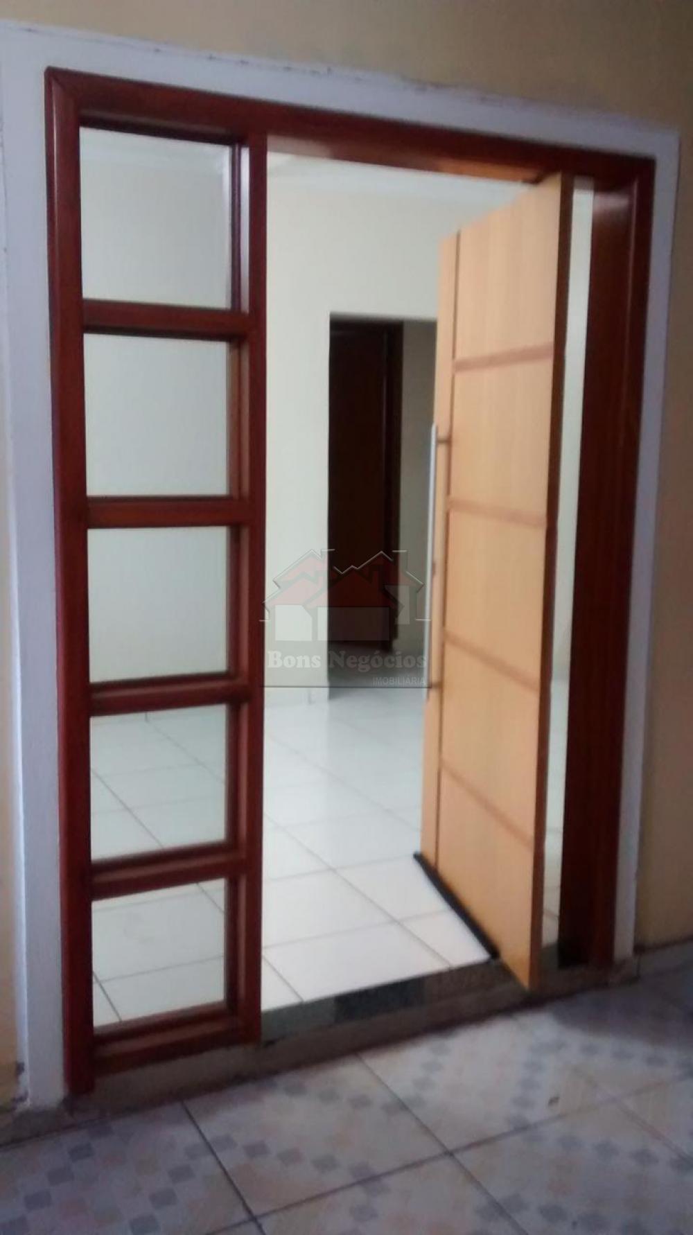 Comprar Casa / Padrão em Caldas Novas R$ 550.000,00 - Foto 1