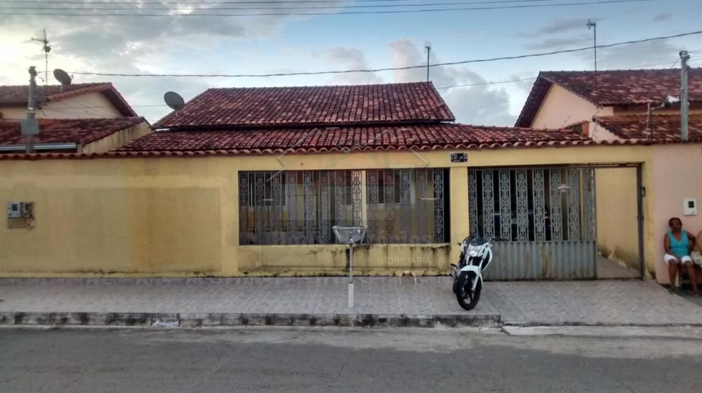 Comprar Casa / Padrão em Caldas Novas R$ 550.000,00 - Foto 2