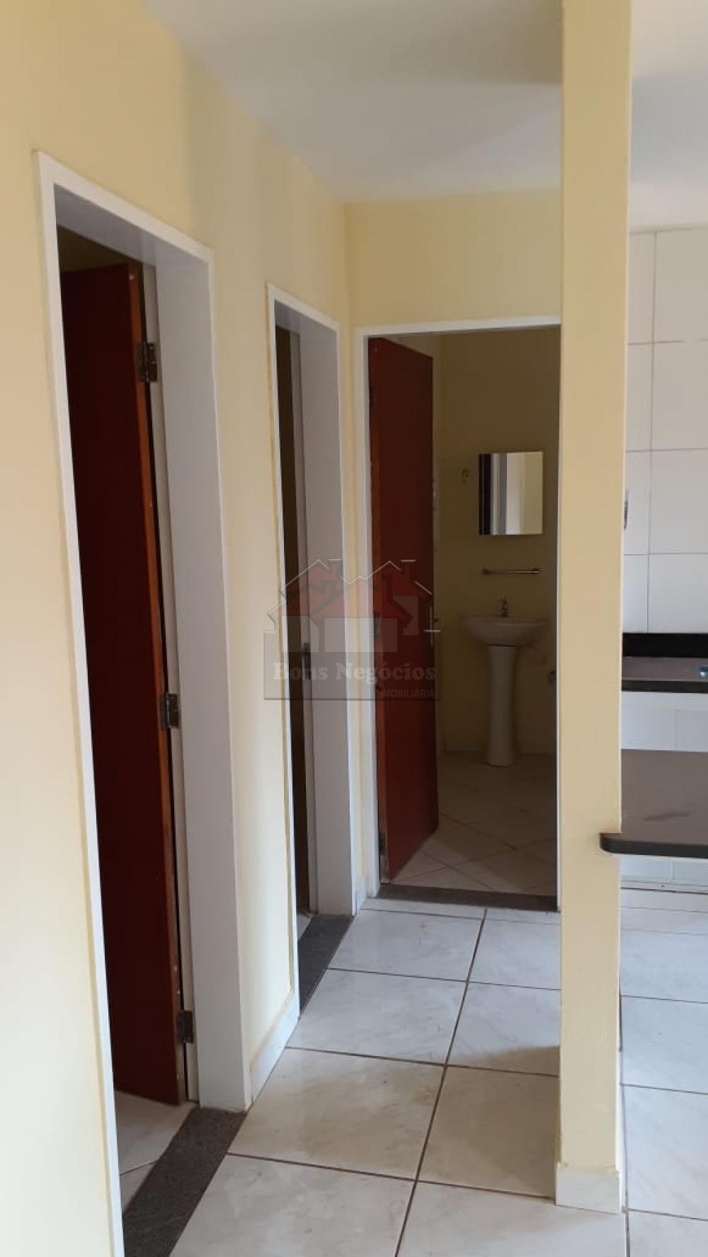 Alugar Apartamento / Padrão em Ribeirão Preto R$ 520,00 - Foto 11