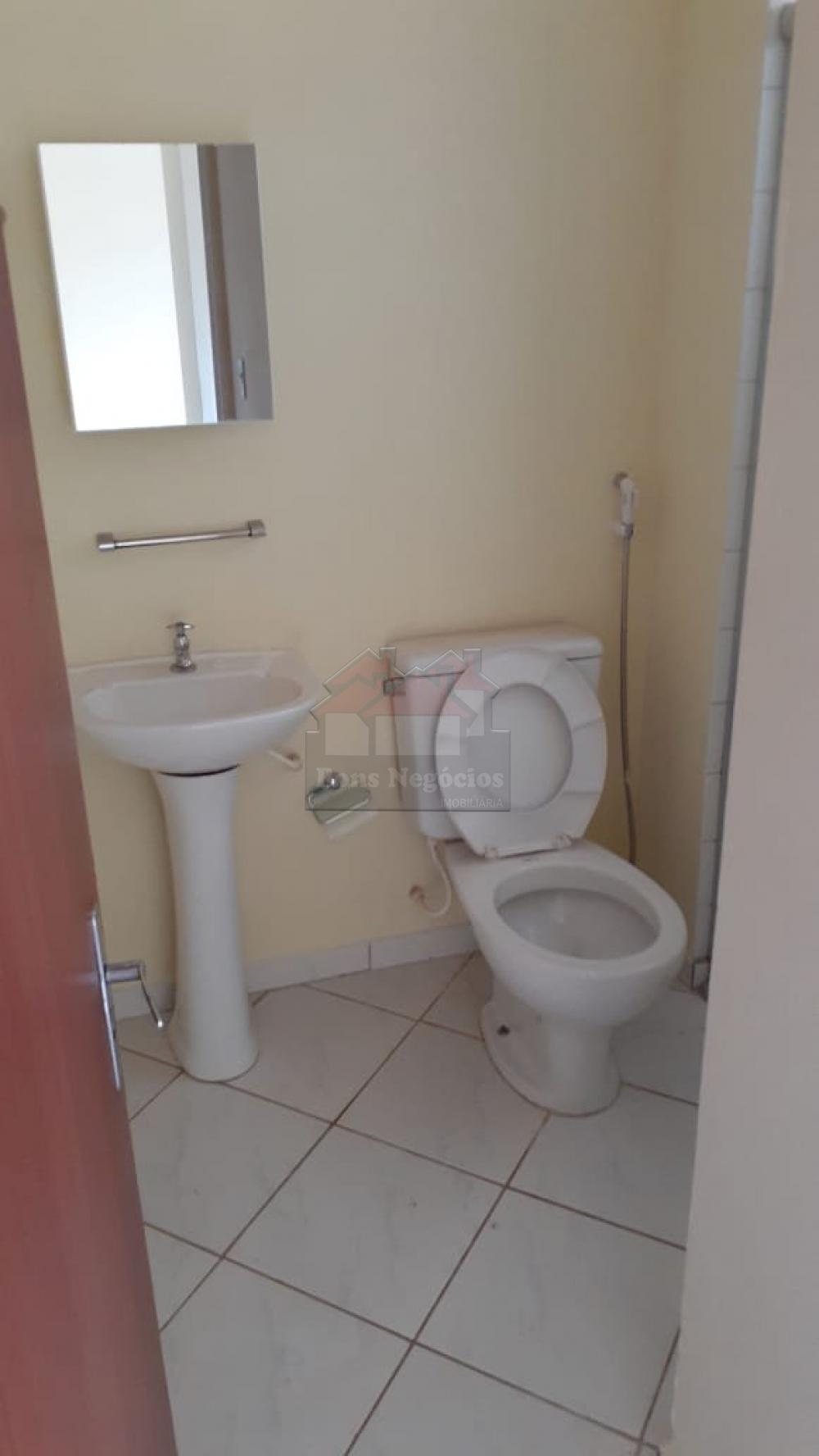 Alugar Apartamento / Padrão em Ribeirão Preto R$ 520,00 - Foto 13