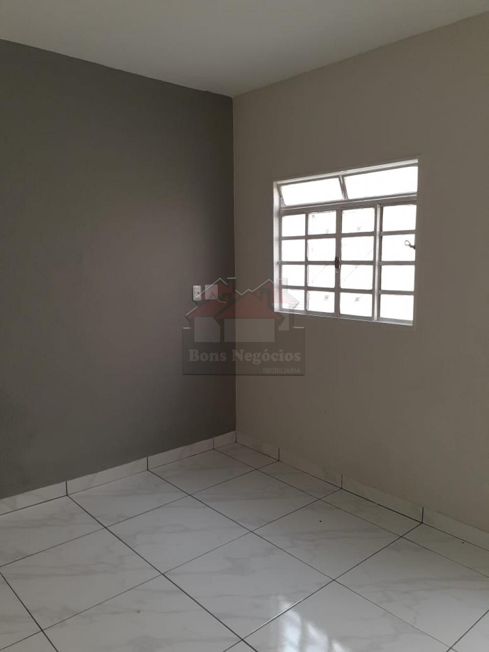 Alugar Casa / Padrão em Ribeirão Preto R$ 850,00 - Foto 13