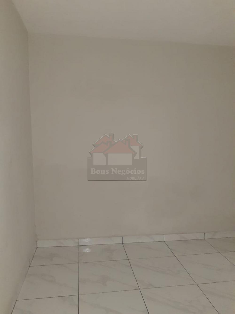 Alugar Casa / Padrão em Ribeirão Preto R$ 850,00 - Foto 16