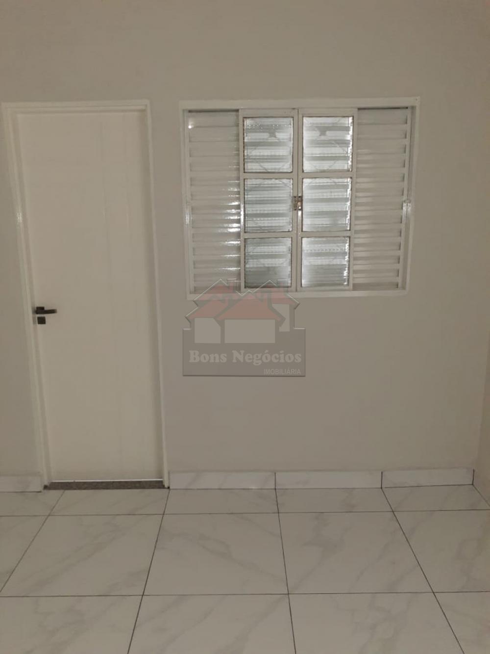 Alugar Casa / Padrão em Ribeirão Preto R$ 850,00 - Foto 18