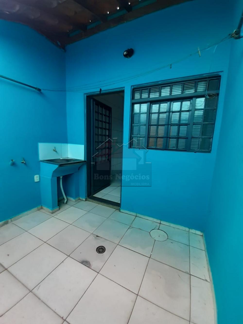 Alugar Casa / Padrão em Ribeirão Preto R$ 750,00 - Foto 10