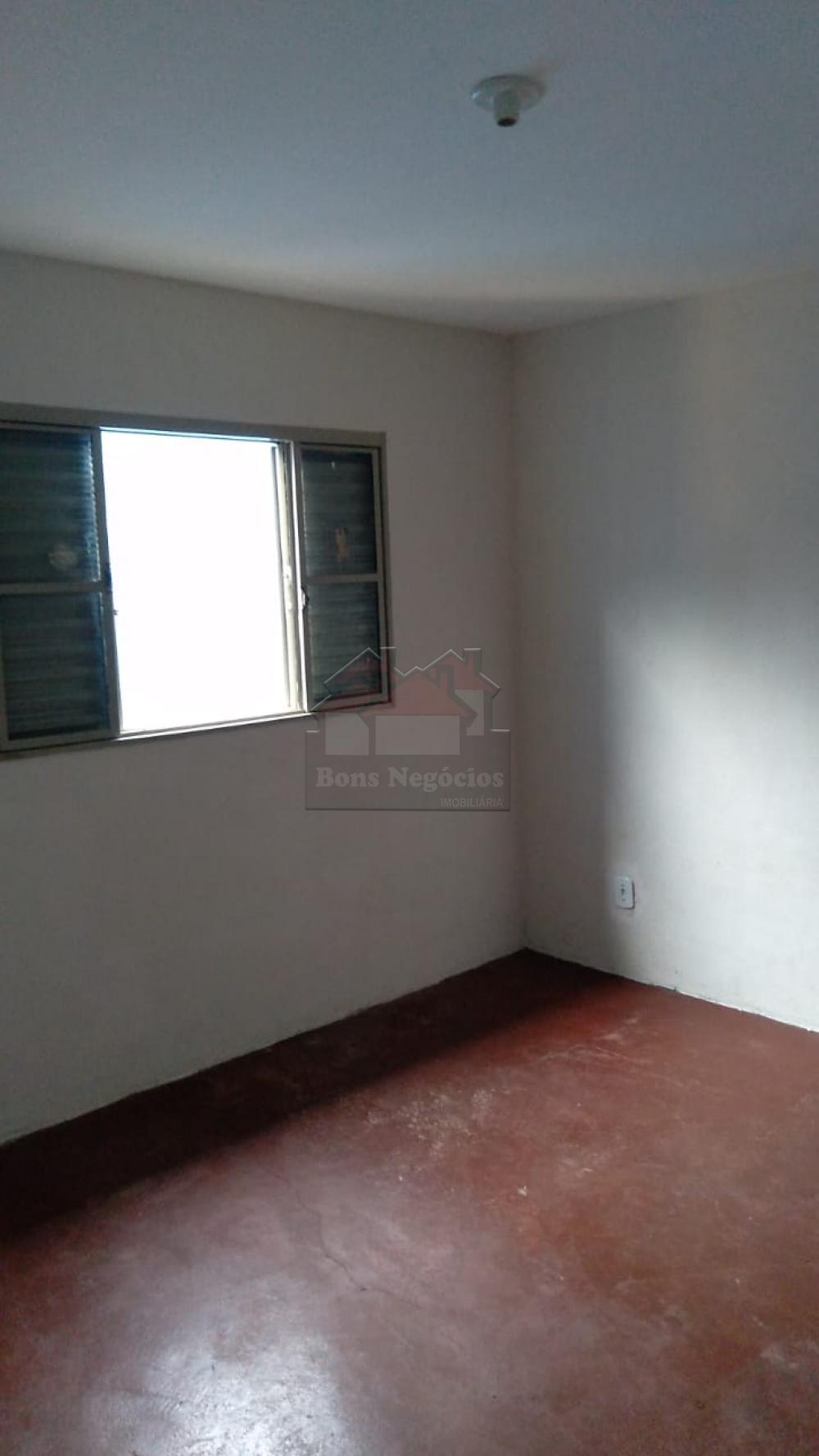 Alugar Casa / Padrão em Ribeirão Preto R$ 550,00 - Foto 5