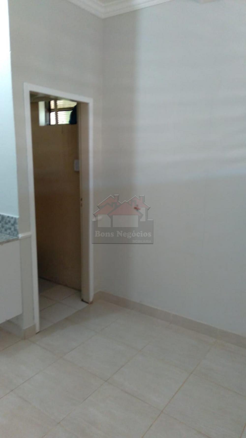 Alugar Comercial / Salão em Ribeirão Preto R$ 600,00 - Foto 10