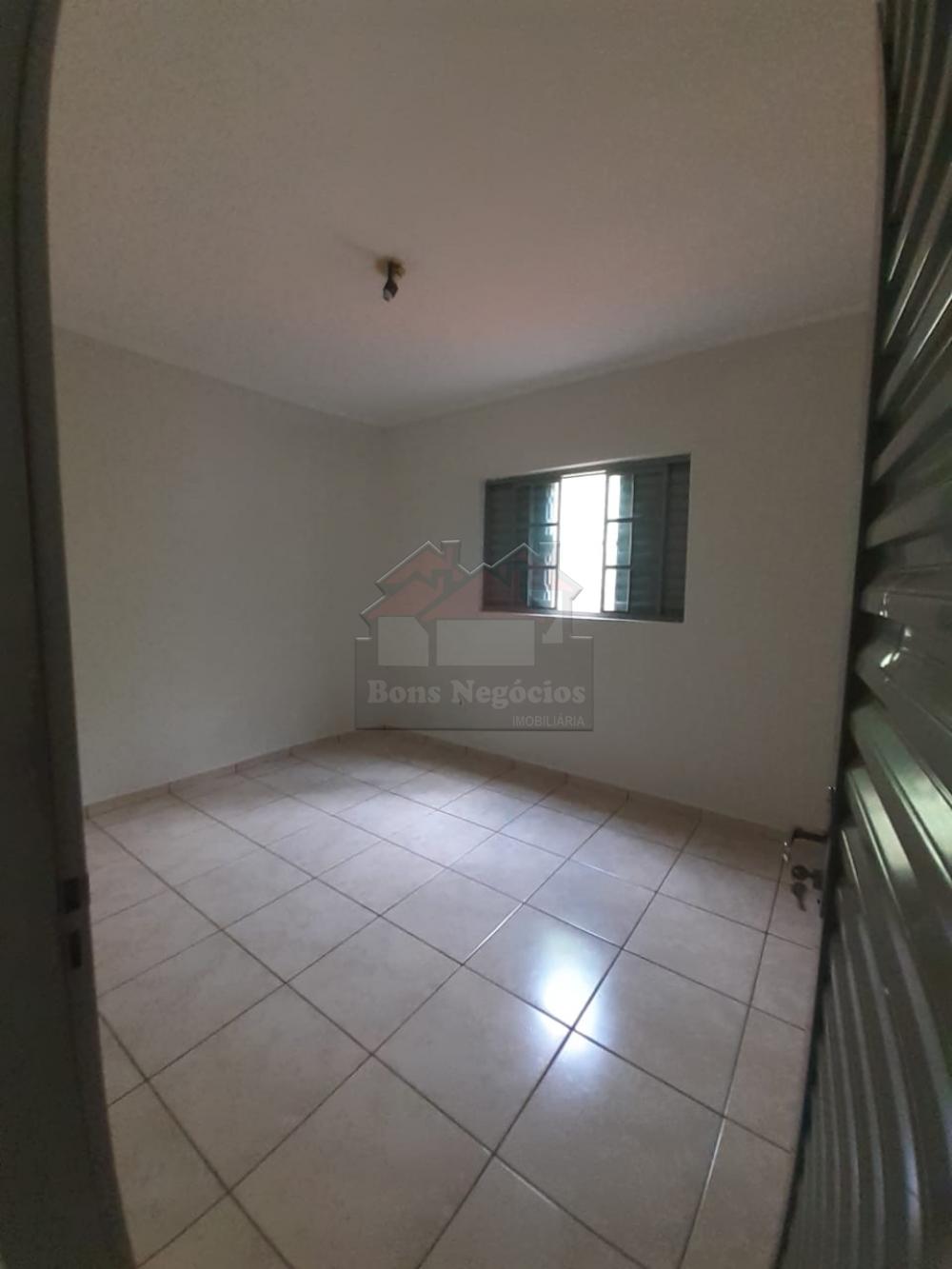 Alugar Casa / Padrão em Ribeirão Preto R$ 900,00 - Foto 9