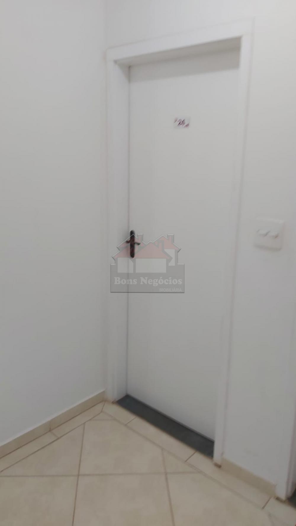 Alugar Apartamento / Padrão em Bonfim Paulista R$ 650,00 - Foto 1