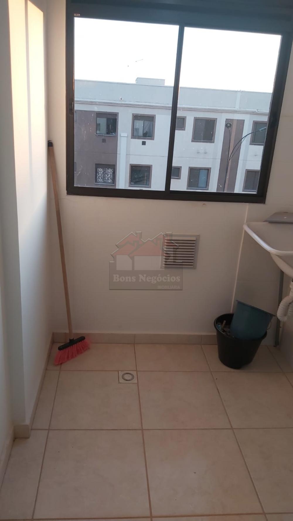 Alugar Apartamento / Padrão em Bonfim Paulista R$ 650,00 - Foto 3