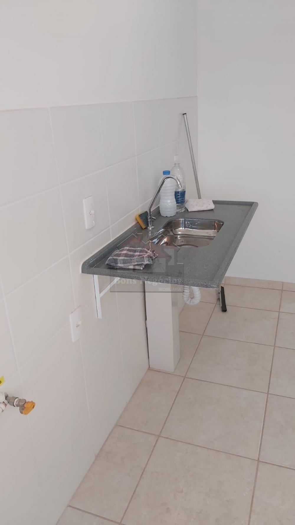 Alugar Apartamento / Padrão em Bonfim Paulista R$ 650,00 - Foto 10