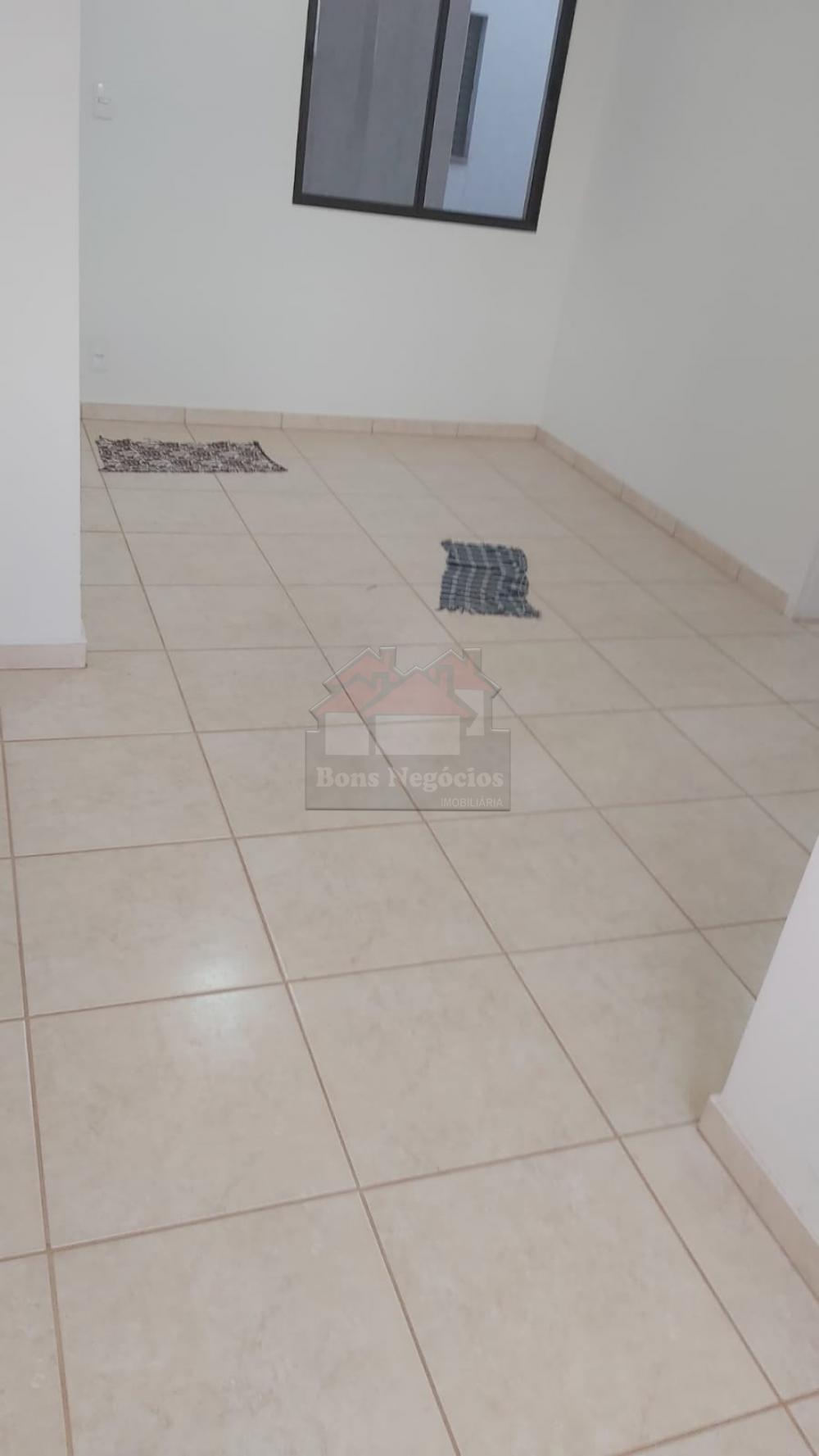 Alugar Apartamento / Padrão em Bonfim Paulista R$ 650,00 - Foto 4