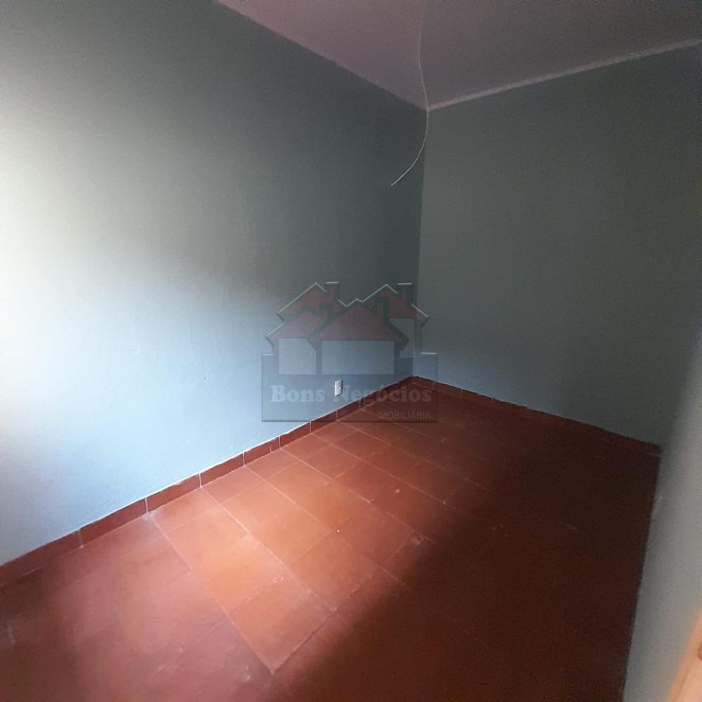 Alugar Casa / Padrão em Ribeirão Preto R$ 800,00 - Foto 7