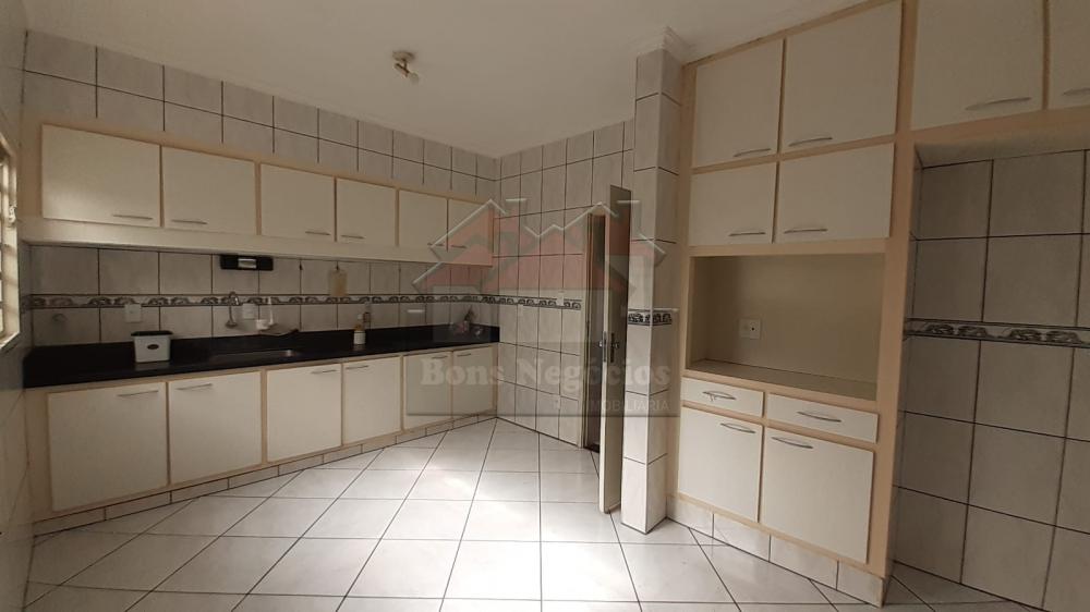 Alugar Casa / Padrão em Ribeirão Preto R$ 3.000,00 - Foto 10