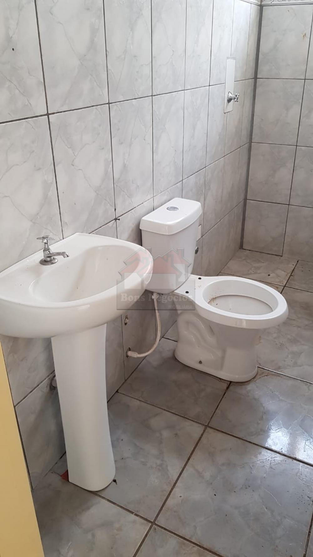 Alugar Casa / Padrão em Ribeirão Preto R$ 850,00 - Foto 5