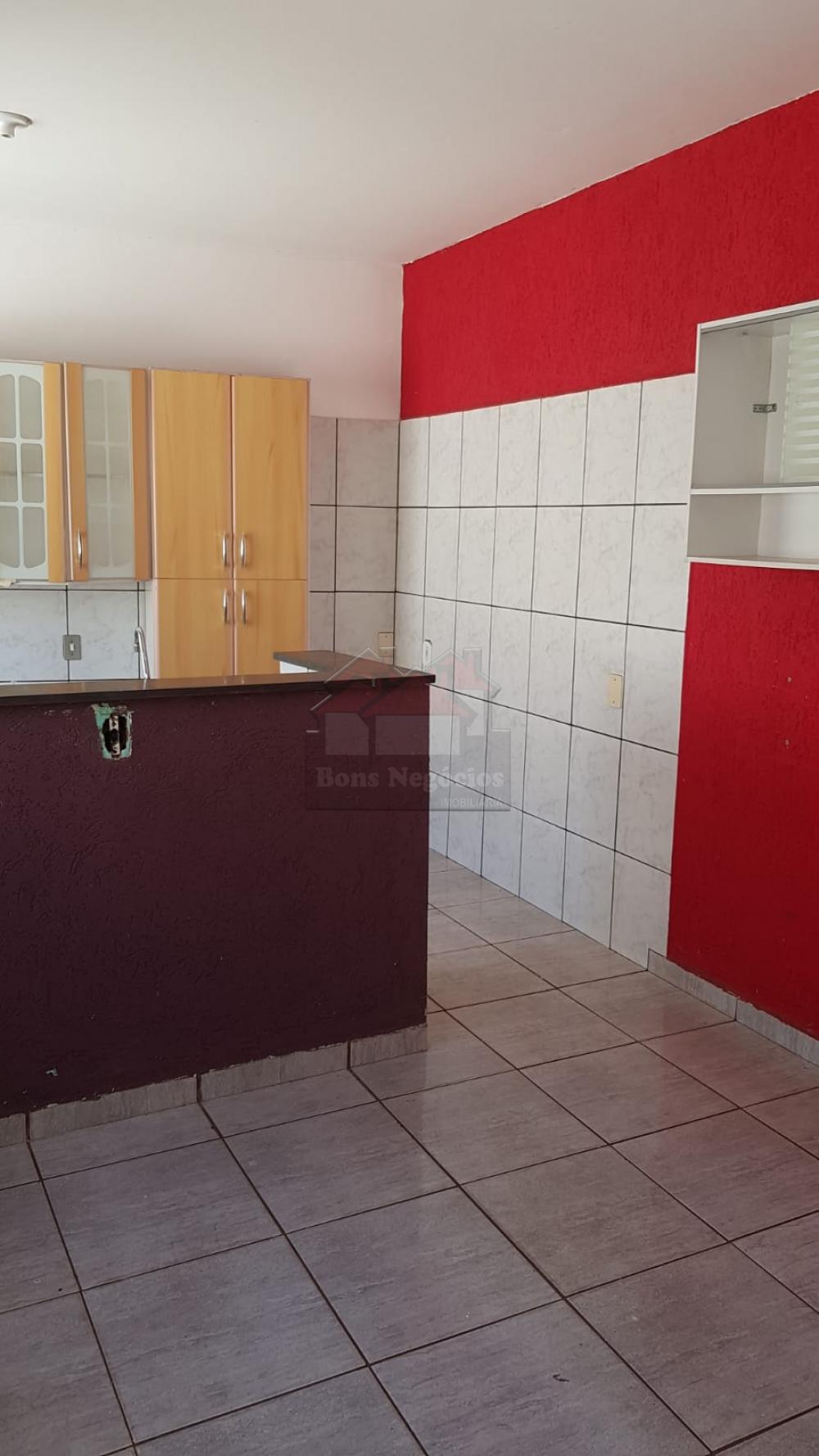 Alugar Casa / Padrão em Ribeirão Preto R$ 750,00 - Foto 5