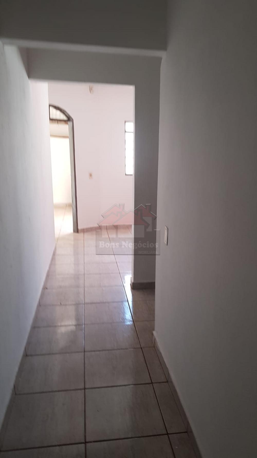 Alugar Casa / Padrão em Ribeirão Preto R$ 750,00 - Foto 11