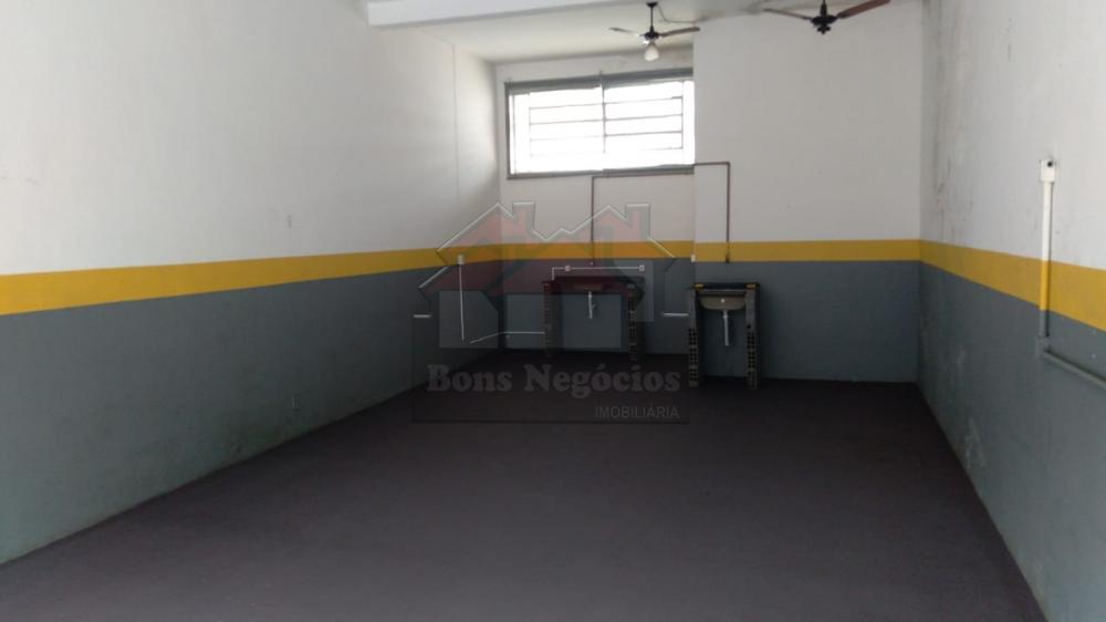 Alugar Comercial / Salão em Ribeirão Preto R$ 1.000,00 - Foto 2