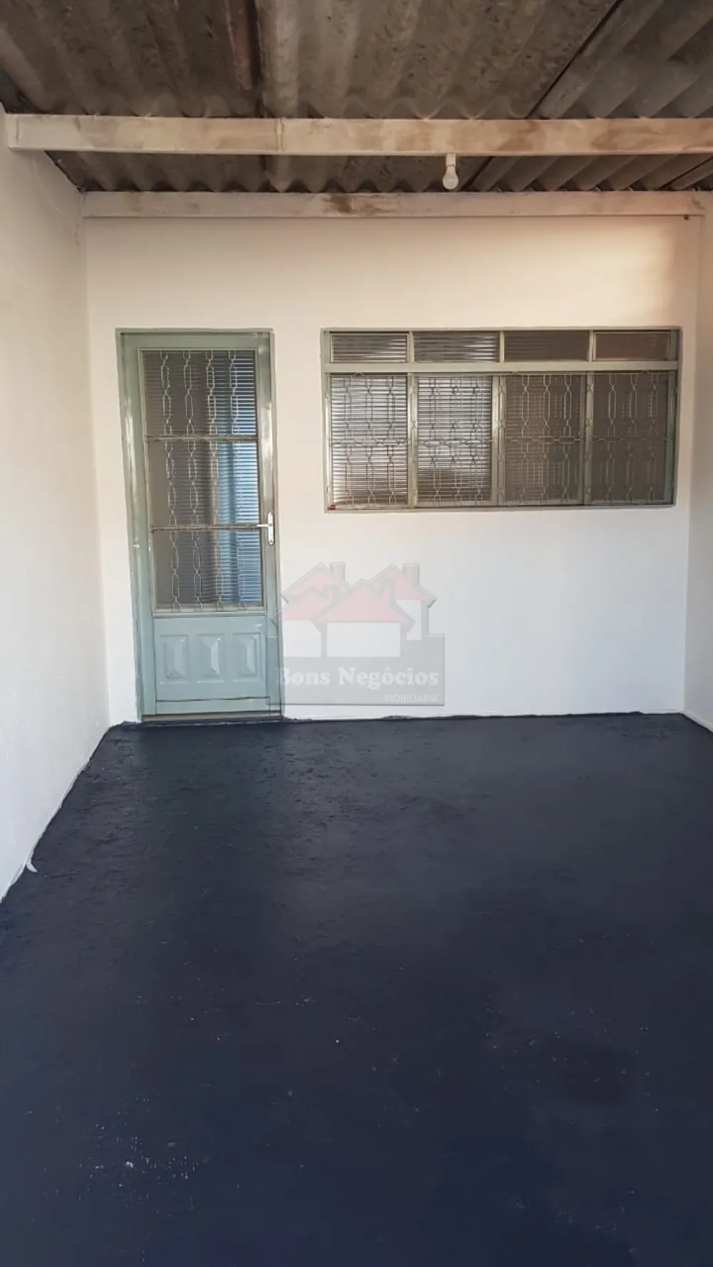 Alugar Casa / Padrão em Ribeirão Preto R$ 750,00 - Foto 2