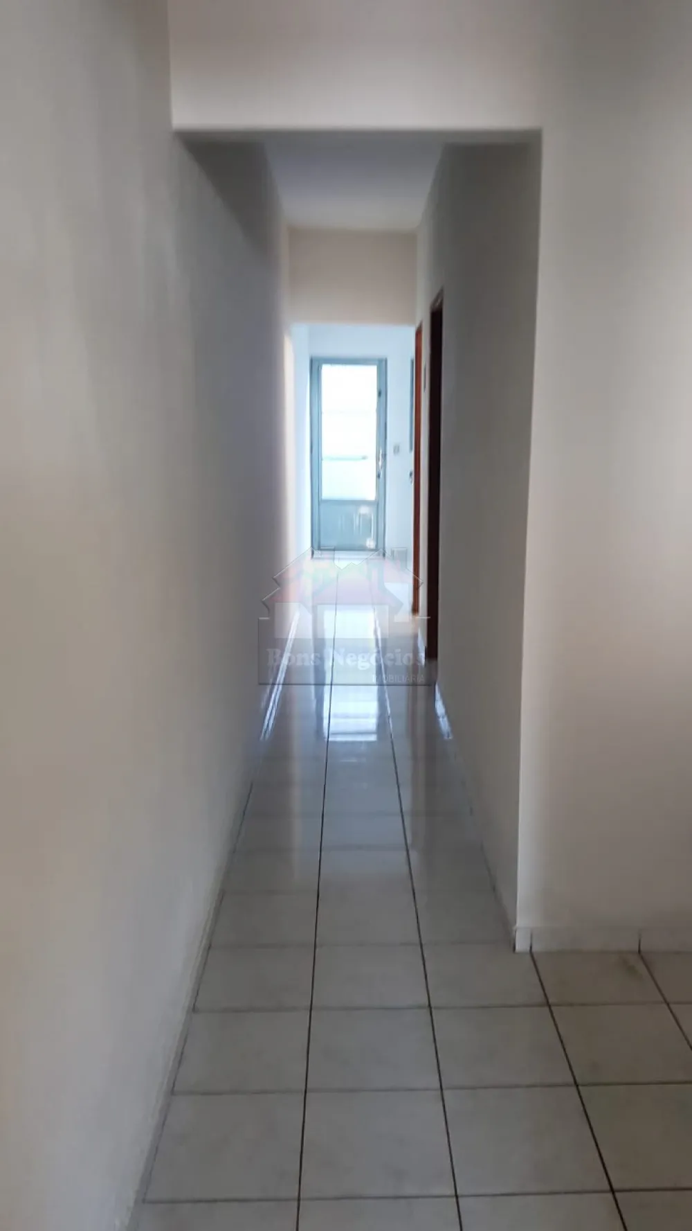 Alugar Casa / Padrão em Ribeirão Preto R$ 750,00 - Foto 4