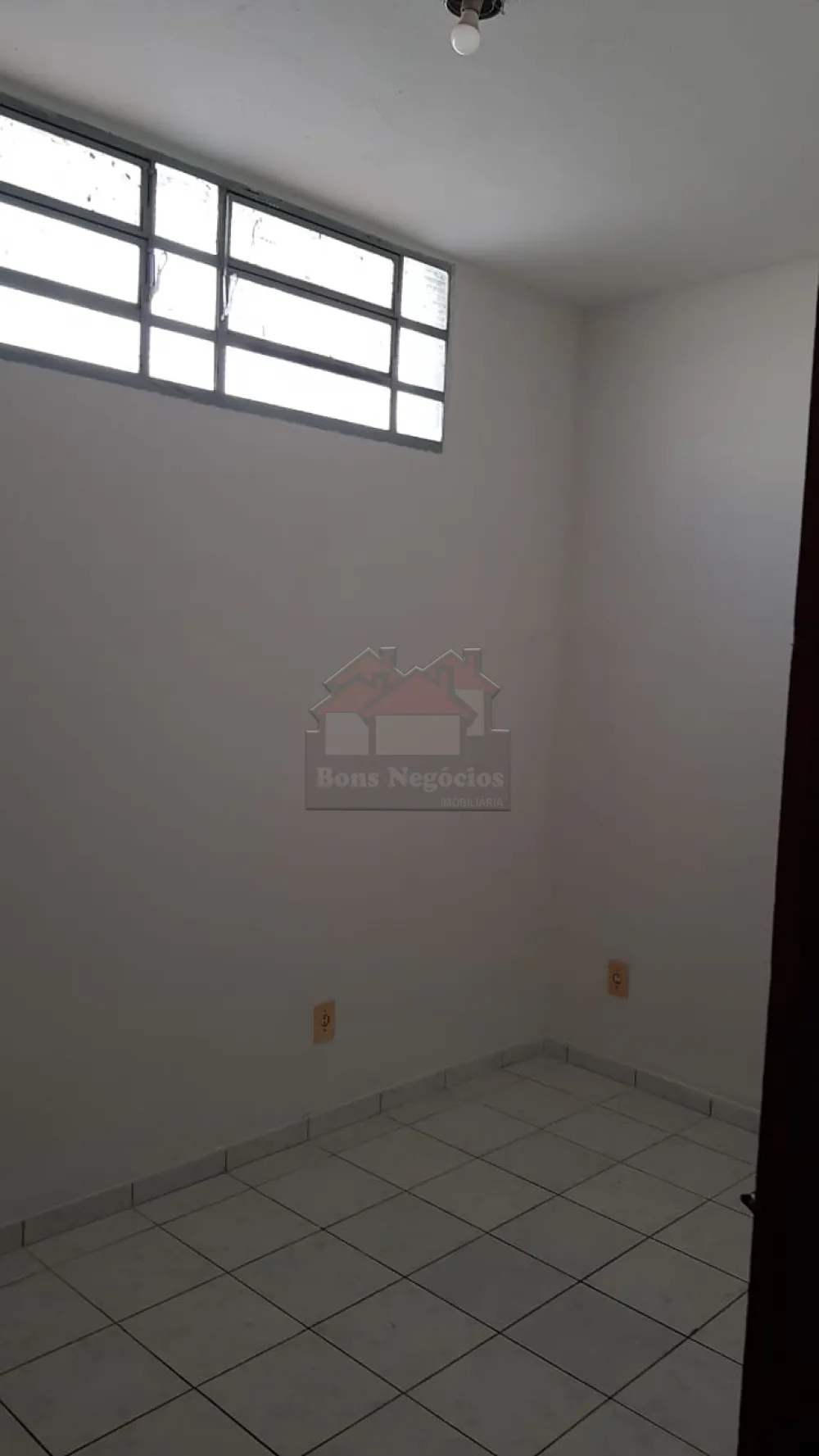 Alugar Casa / Padrão em Ribeirão Preto R$ 750,00 - Foto 6