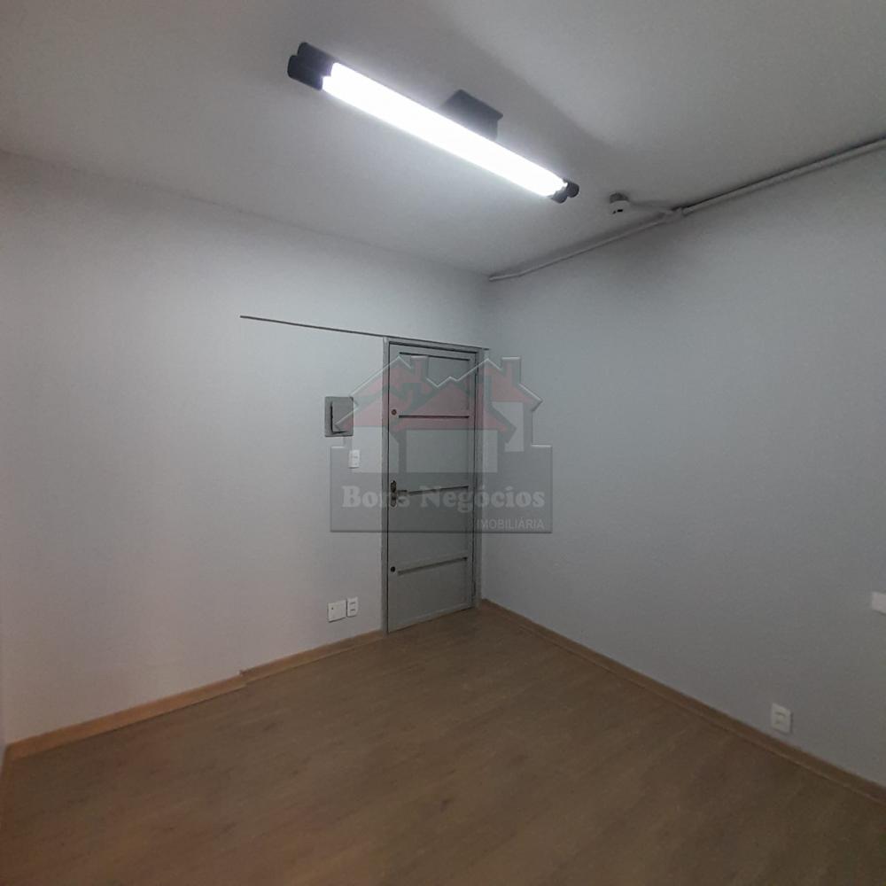 Alugar Comercial / Sala em Ribeirão Preto R$ 800,00 - Foto 3