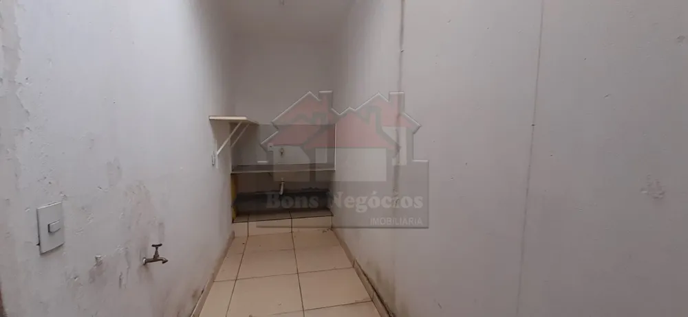 Alugar Comercial / Galpão em Ribeirão Preto R$ 4.000,00 - Foto 10