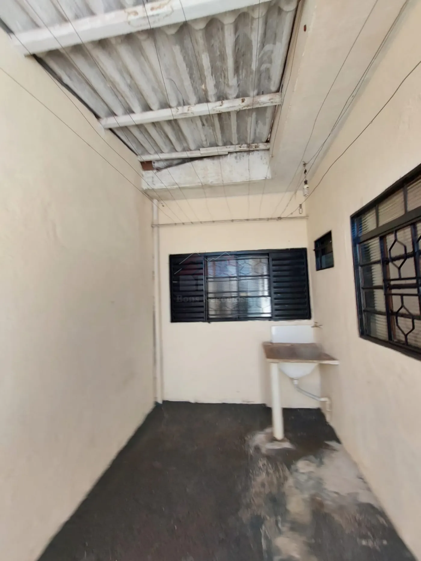 Alugar Casa / Padrão em Ribeirão Preto R$ 700,00 - Foto 5