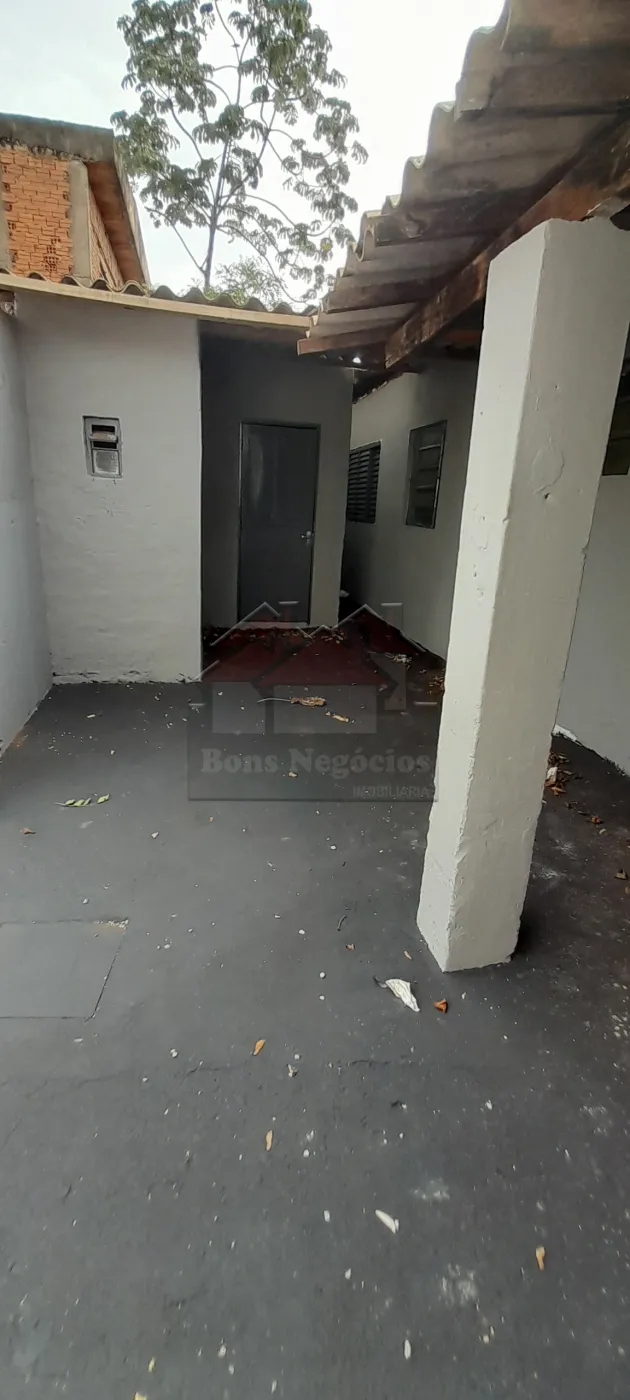 Alugar Casa / Padrão em Ribeirão Preto R$ 600,00 - Foto 3