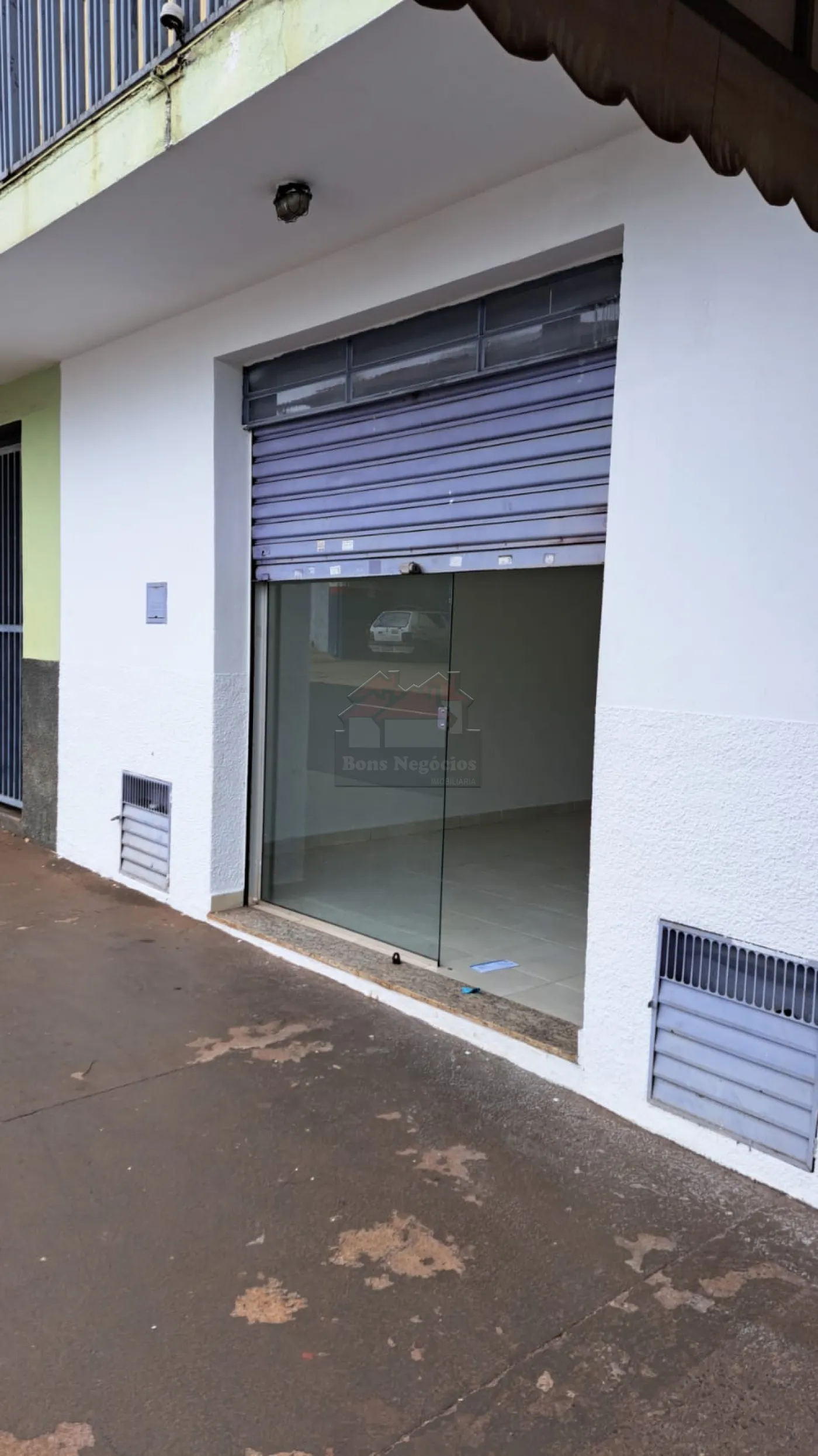 Alugar Comercial / Salão em Ribeirão Preto R$ 700,00 - Foto 1