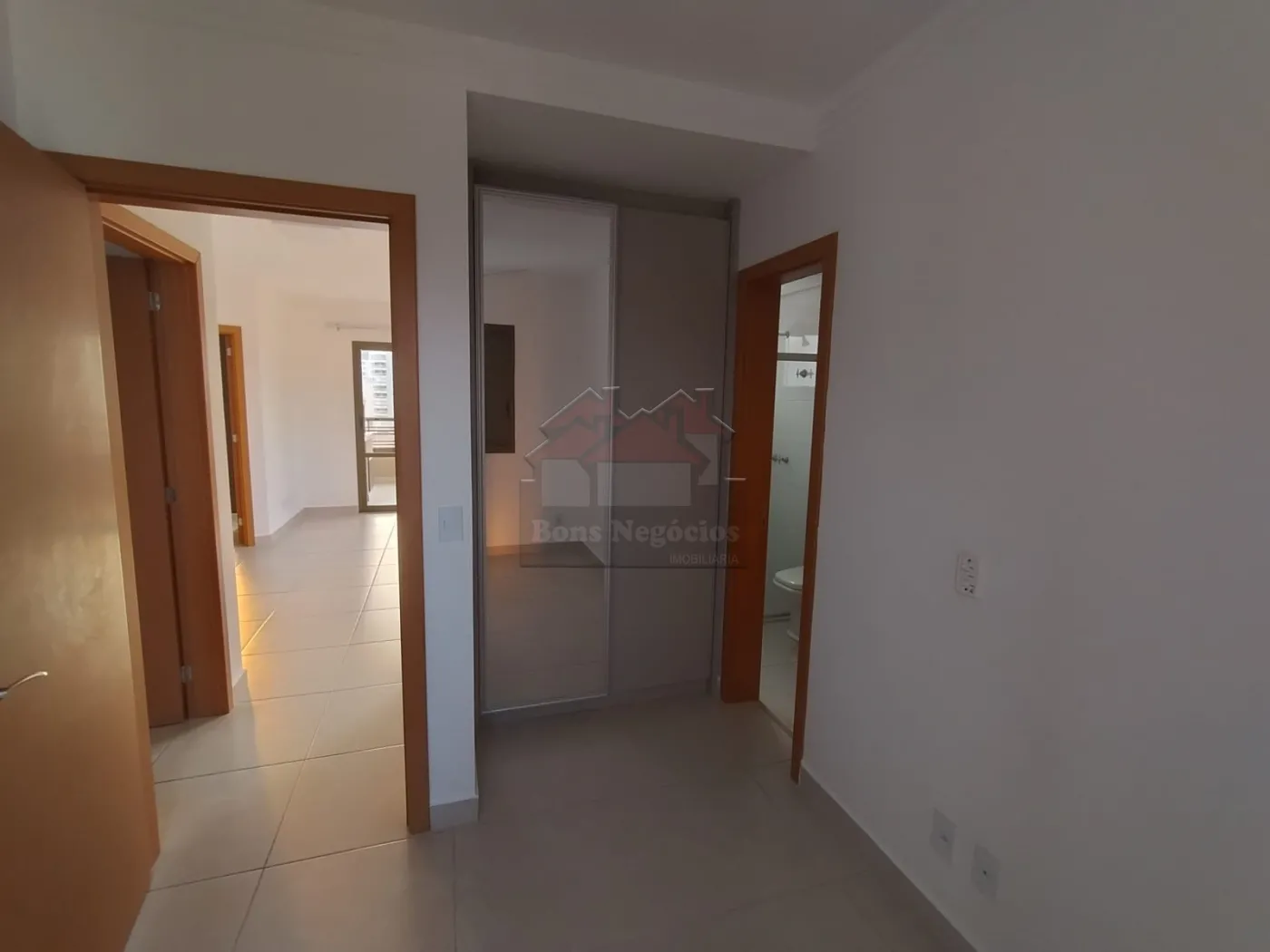 Alugar Apartamento / Padrão em Ribeirão Preto R$ 3.000,00 - Foto 3