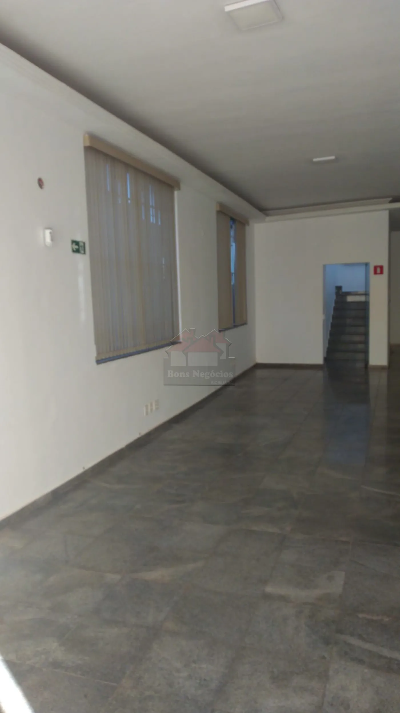 Alugar Comercial / Salão em Ribeirão Preto R$ 18.000,00 - Foto 8