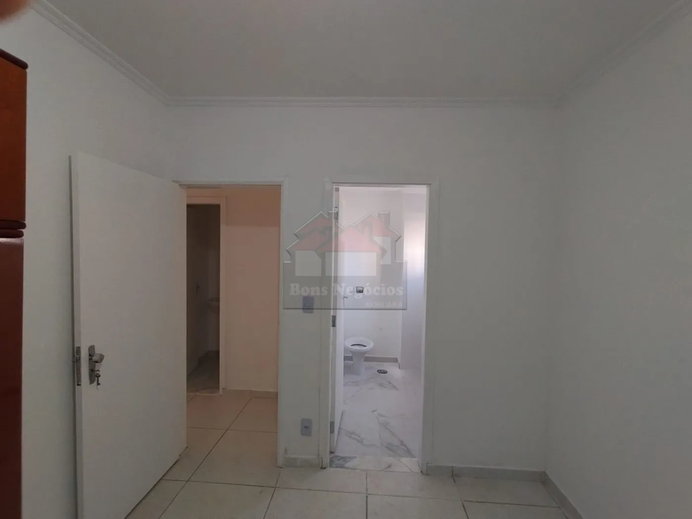 Alugar Apartamento / Aluguel em Ribeirão Preto R$ 1.150,00 - Foto 5