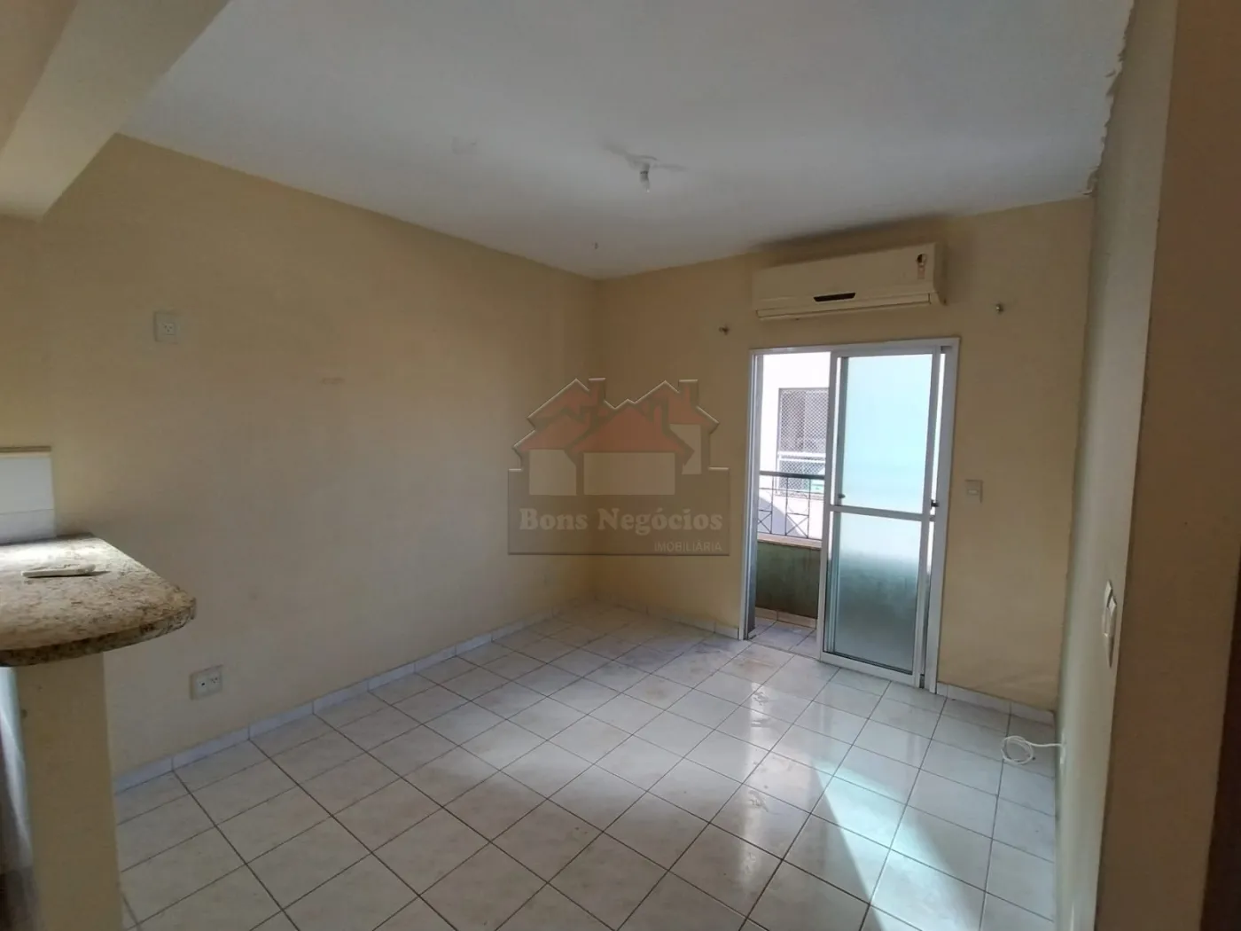 Alugar Apartamento / Aluguel em Ribeirão Preto R$ 1.000,00 - Foto 2