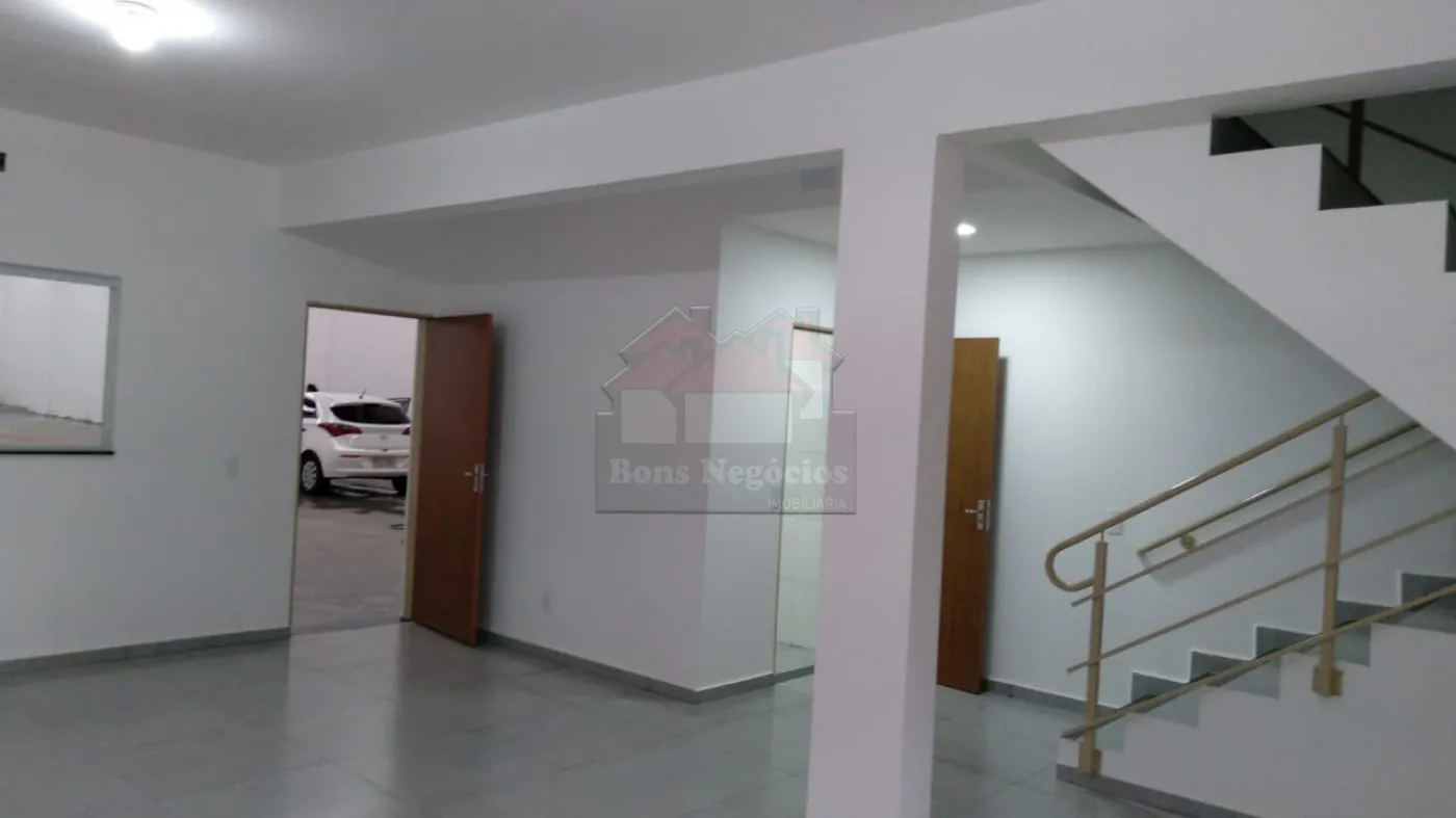 Alugar Comercial / Galpão em Ribeirão Preto R$ 10.800,00 - Foto 2