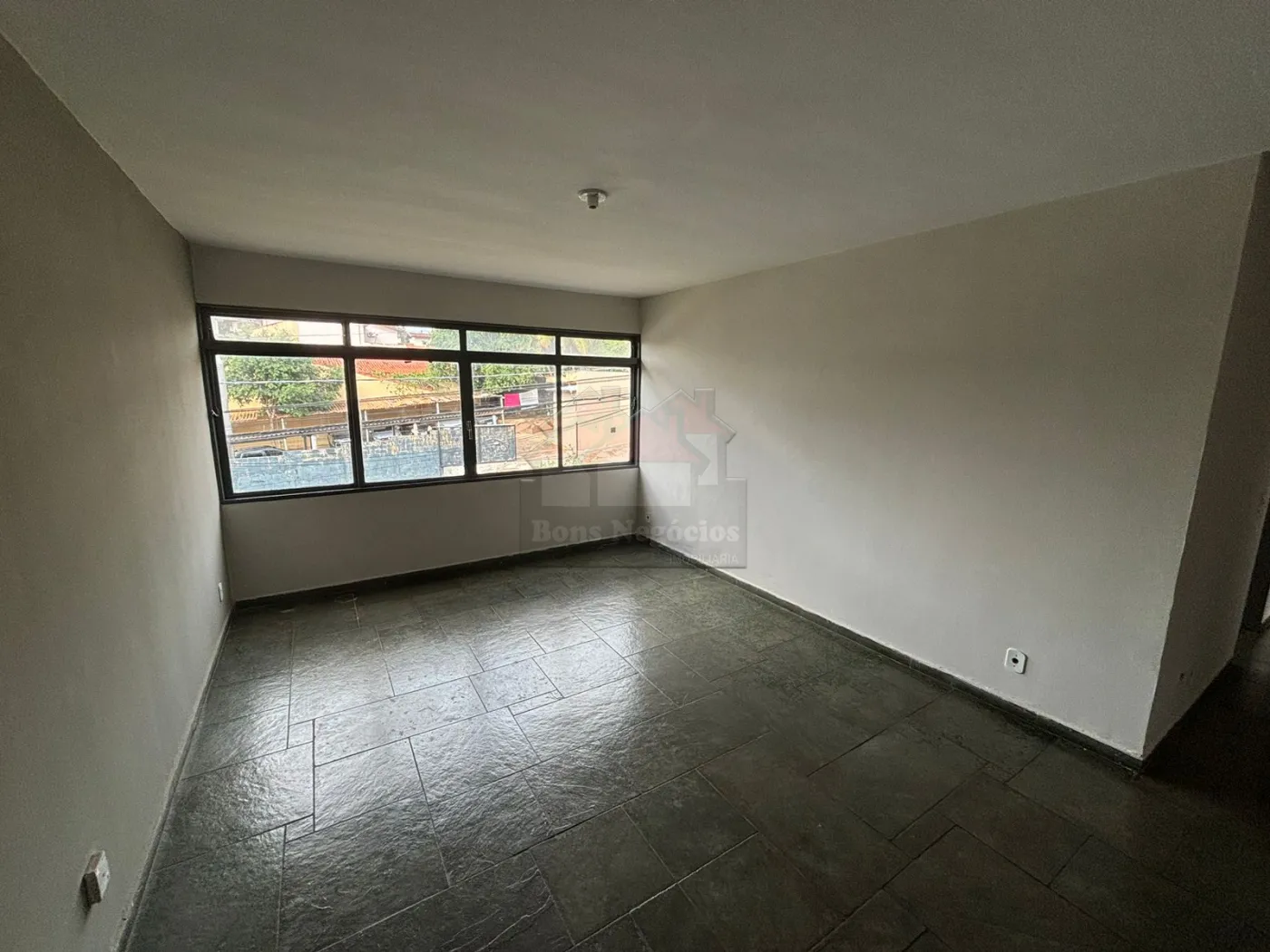 Alugar Apartamento / Aluguel em Ribeirão Preto R$ 1.350,00 - Foto 1