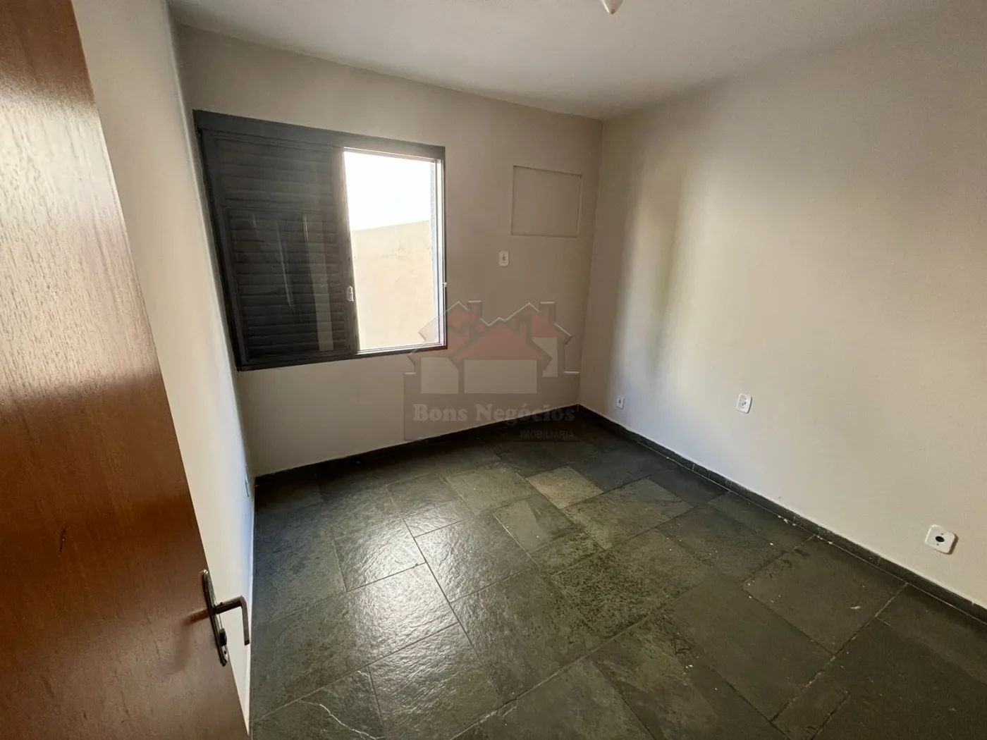 Alugar Apartamento / Aluguel em Ribeirão Preto R$ 1.350,00 - Foto 7