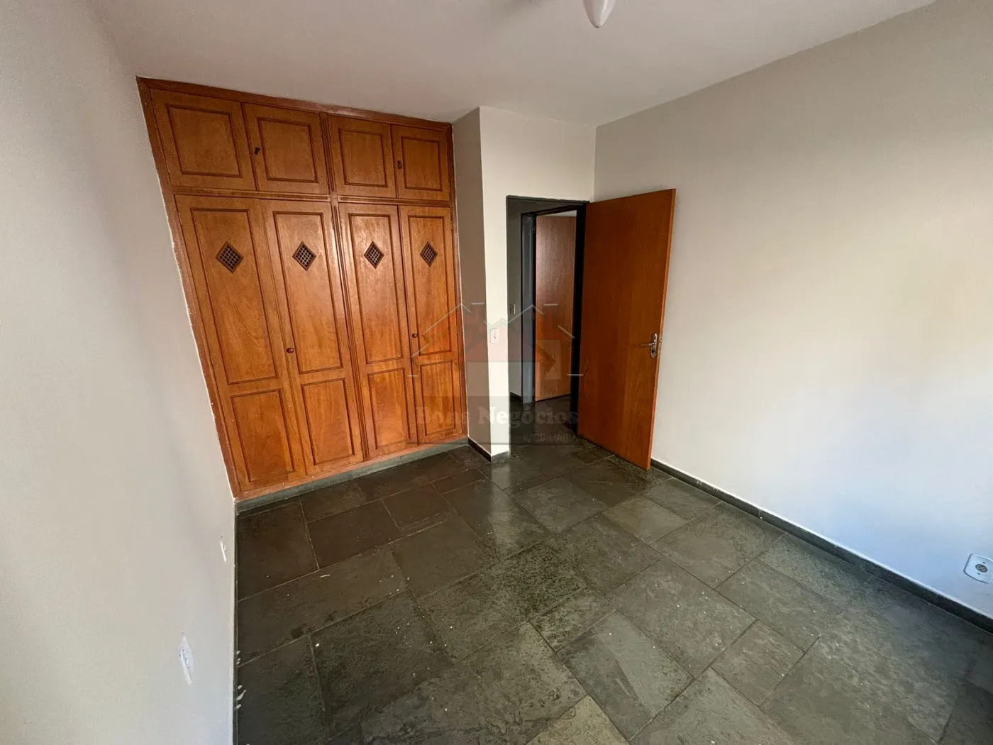 Alugar Apartamento / Aluguel em Ribeirão Preto R$ 1.350,00 - Foto 10