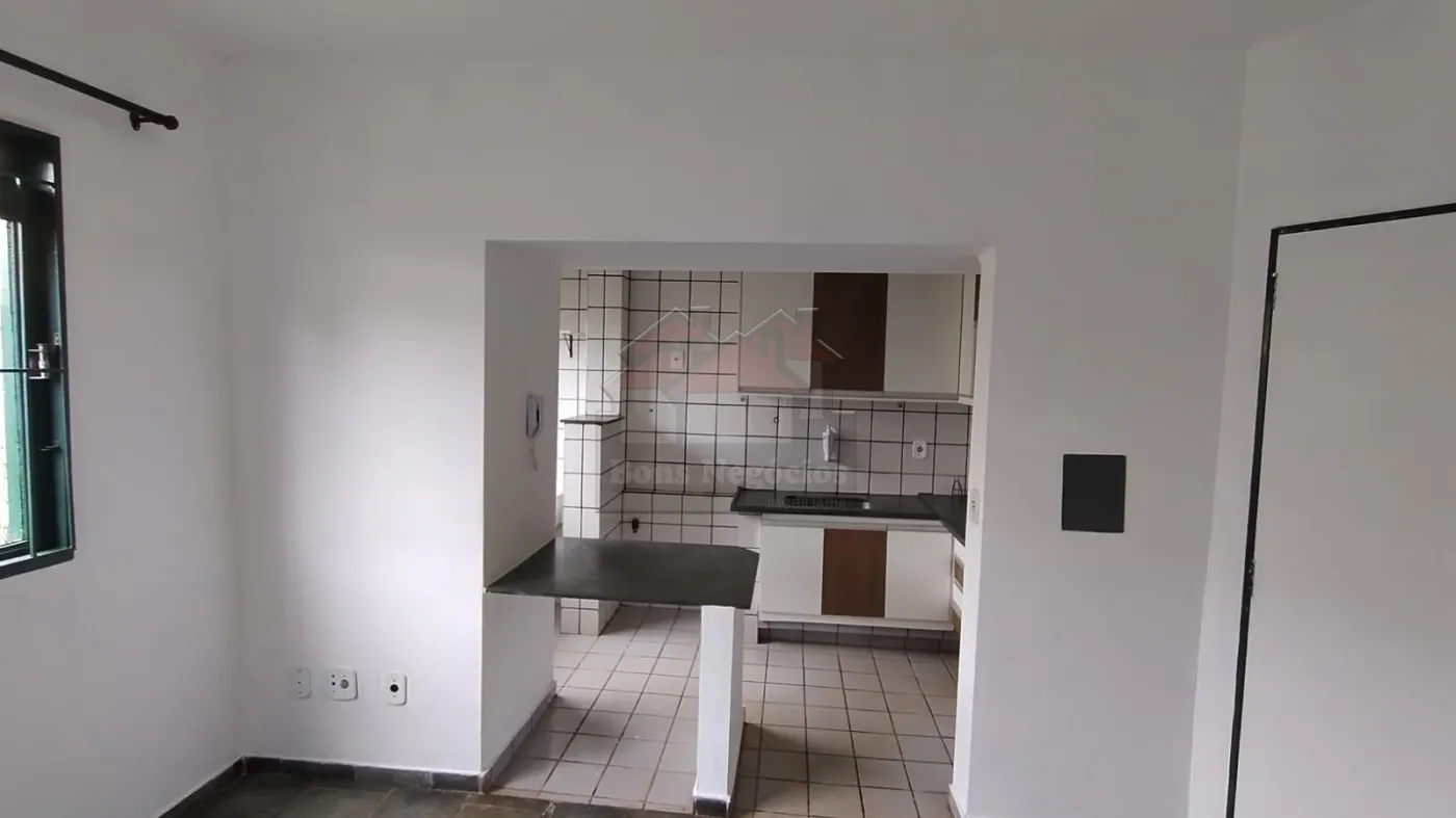 Alugar Apartamento / Aluguel em Ribeirão Preto R$ 800,00 - Foto 1