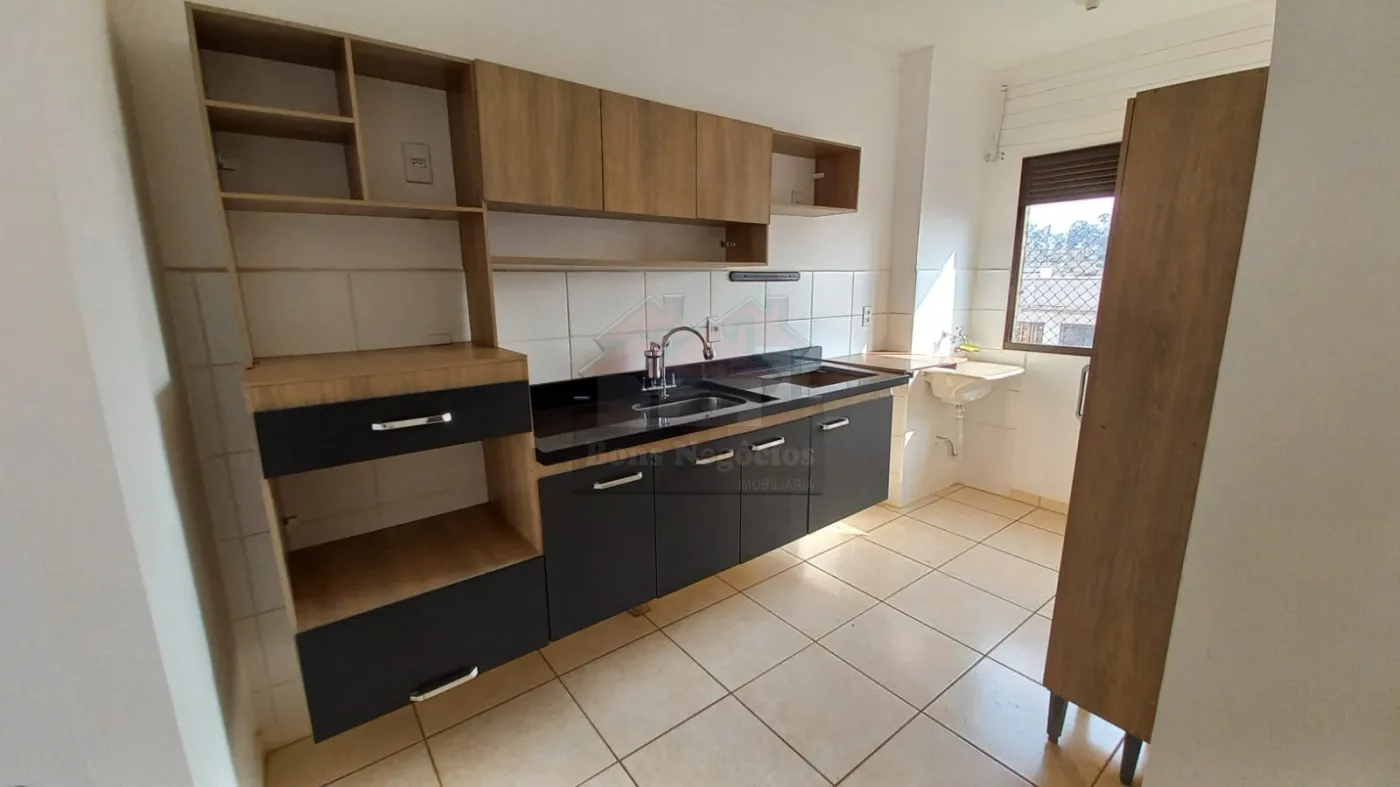 Alugar Apartamento / Padrão em Ribeirão Preto R$ 800,00 - Foto 3