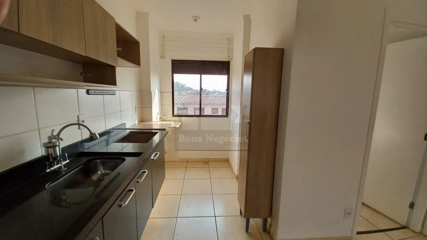 Alugar Apartamento / Padrão em Ribeirão Preto R$ 800,00 - Foto 4