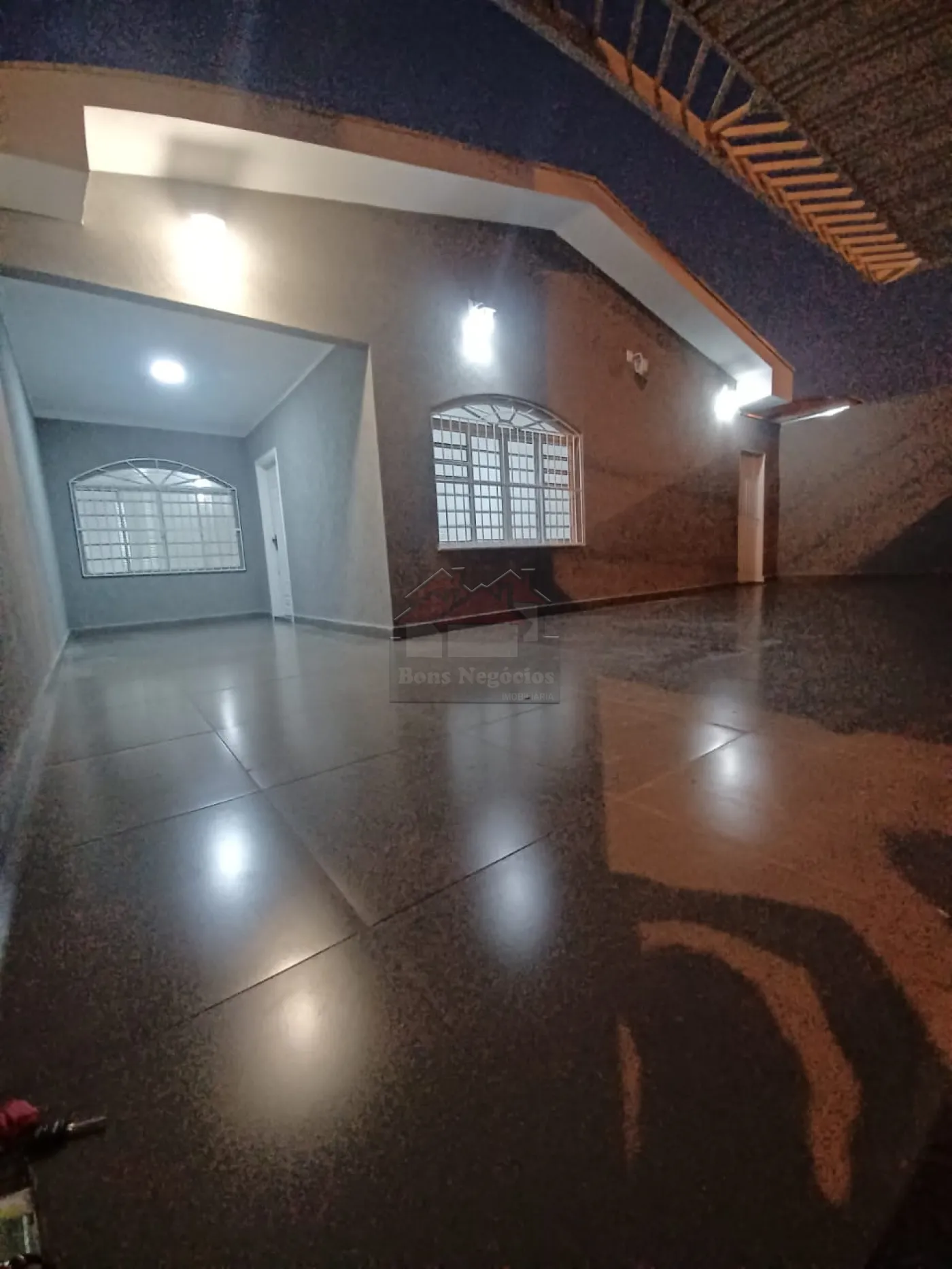 Comprar Casa / Padrão em Ribeirão Preto R$ 450.000,00 - Foto 1