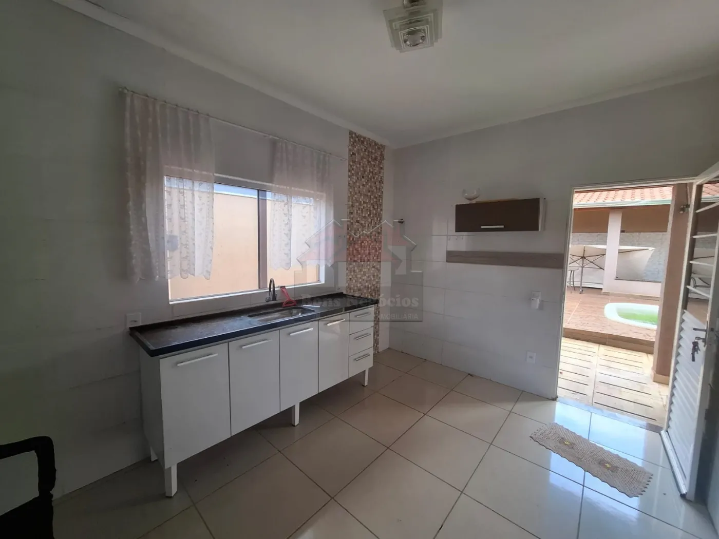 Alugar Casa / Padrão em Jardinópolis R$ 1.200,00 - Foto 3