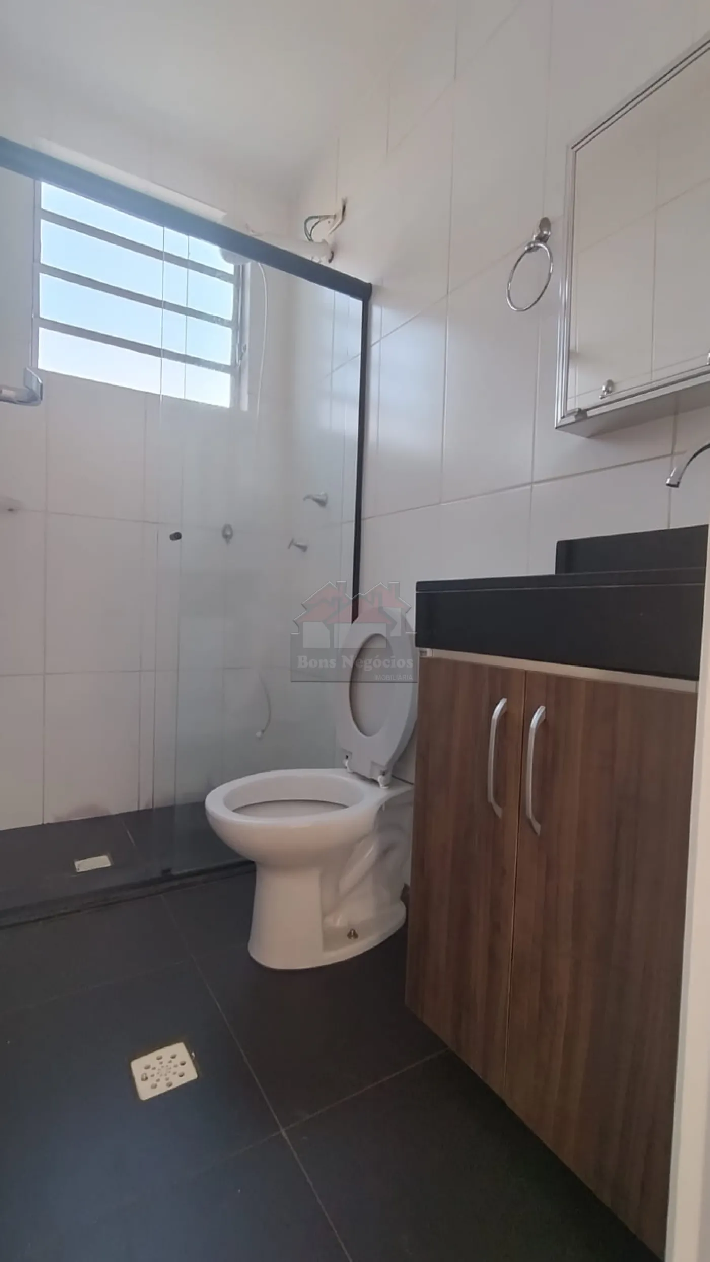 Alugar Apartamento / Padrão em Ribeirão Preto R$ 850,00 - Foto 5